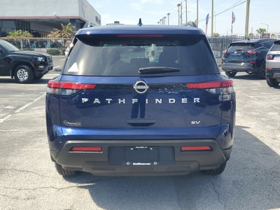 2024 Nissan Pathfinder SV