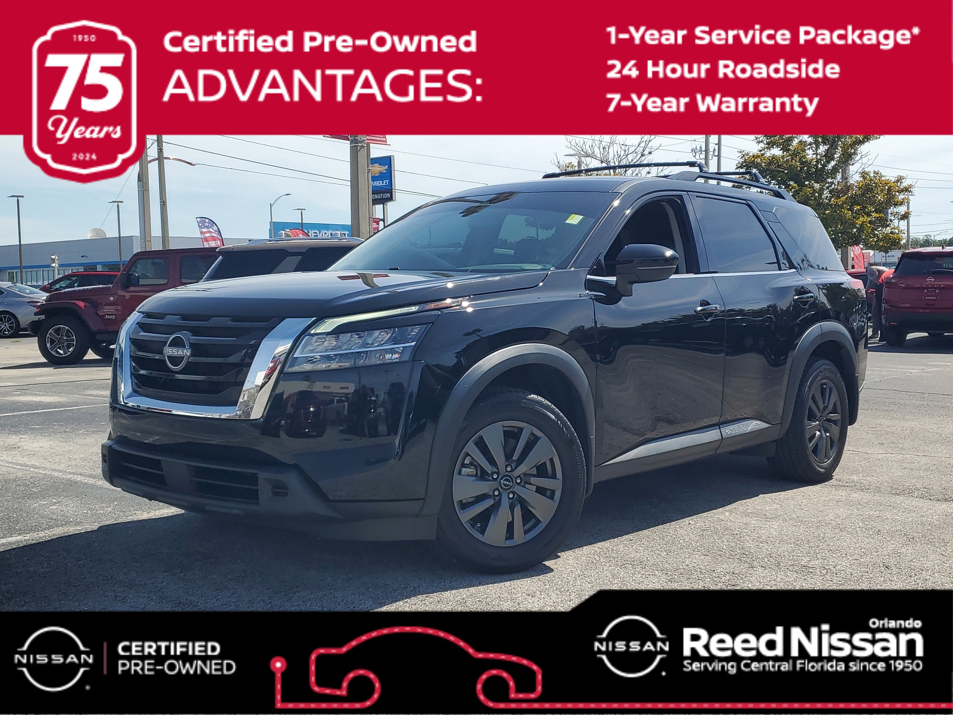 2022 Nissan Pathfinder SV