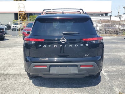 2022 Nissan Pathfinder SV