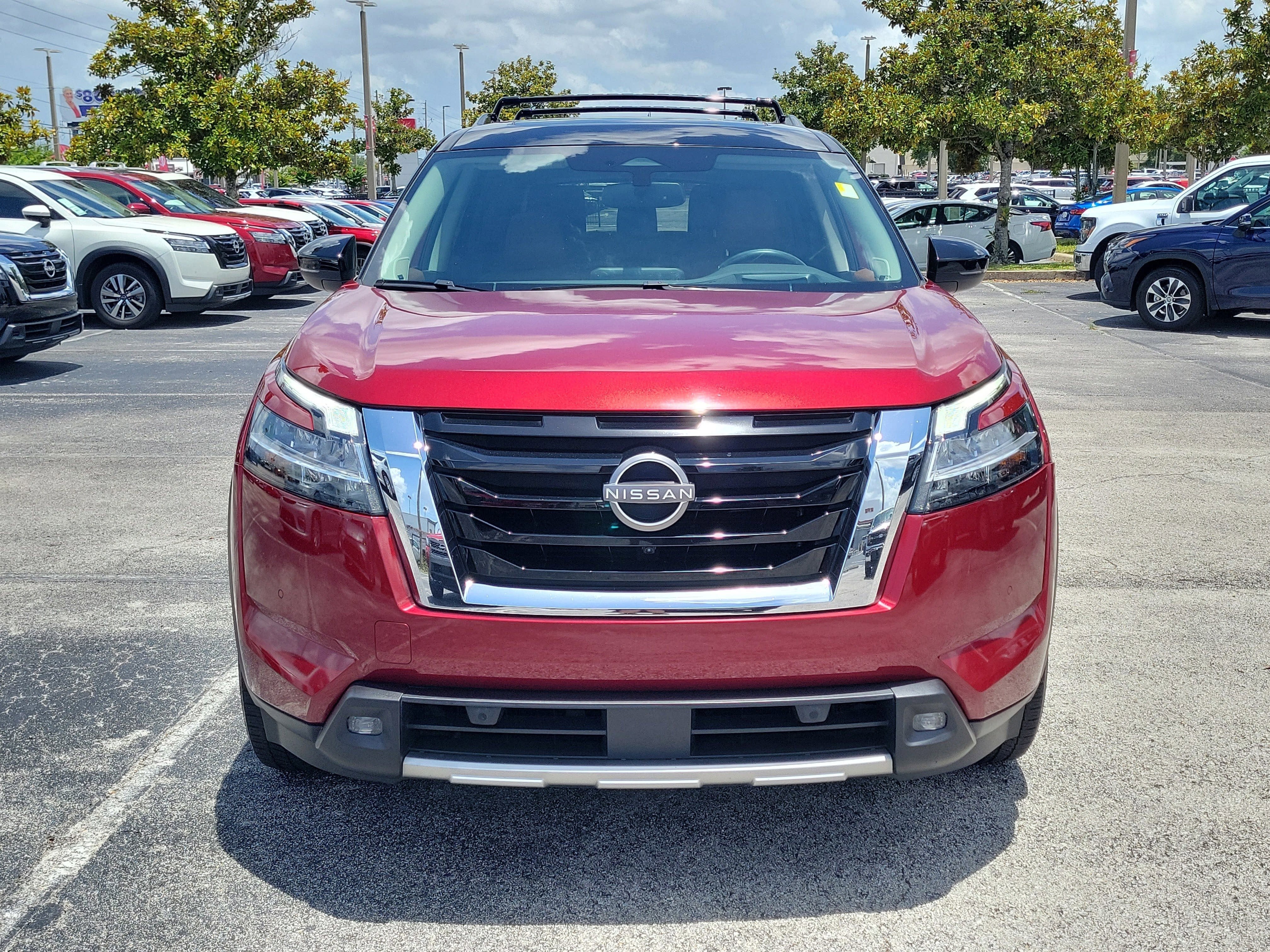 2022 Nissan Pathfinder Platinum