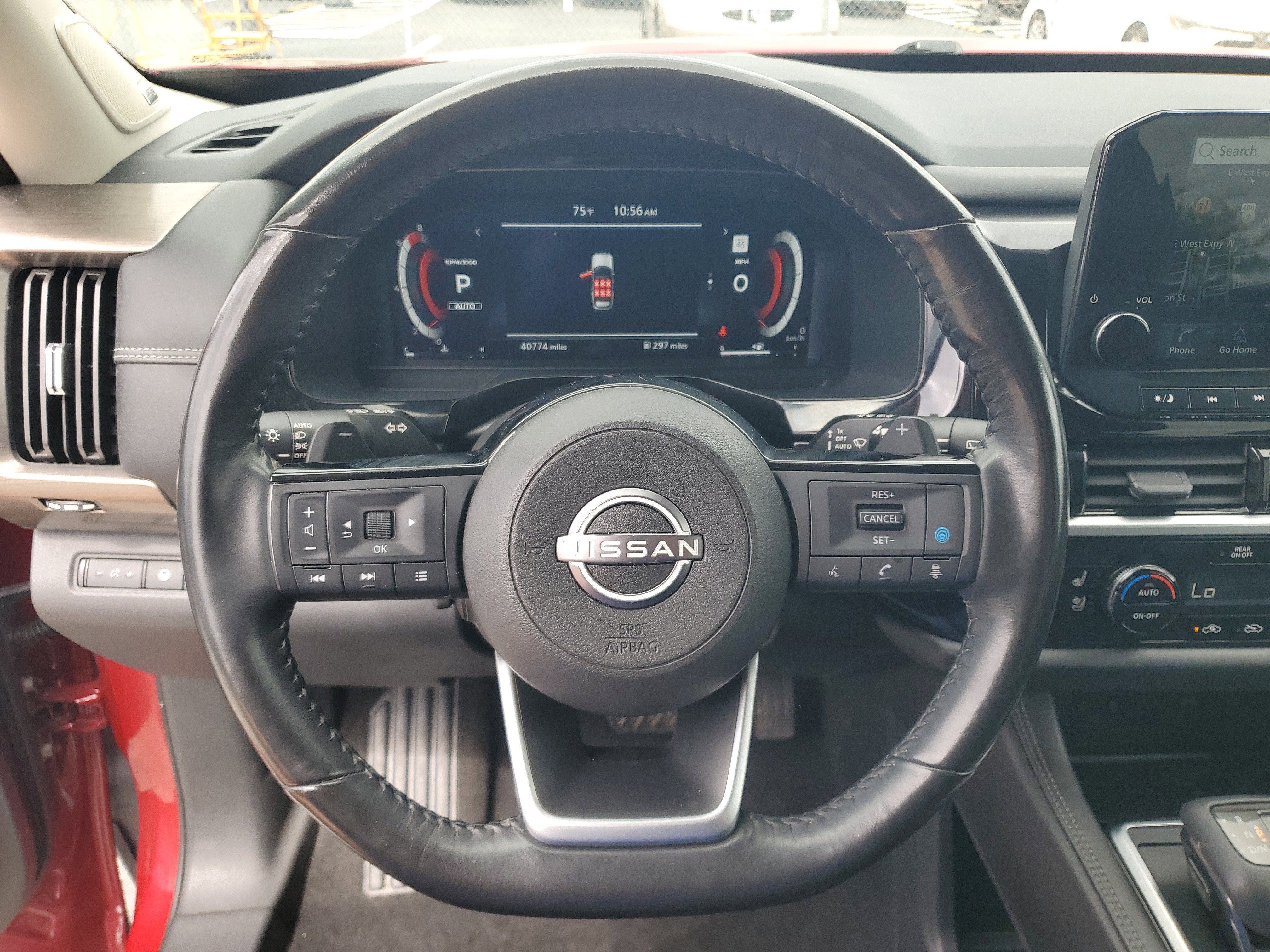 2023 Nissan Pathfinder Platinum