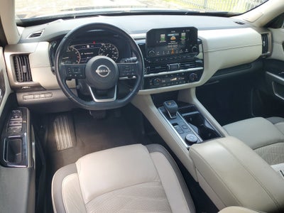 2022 Nissan Pathfinder Platinum