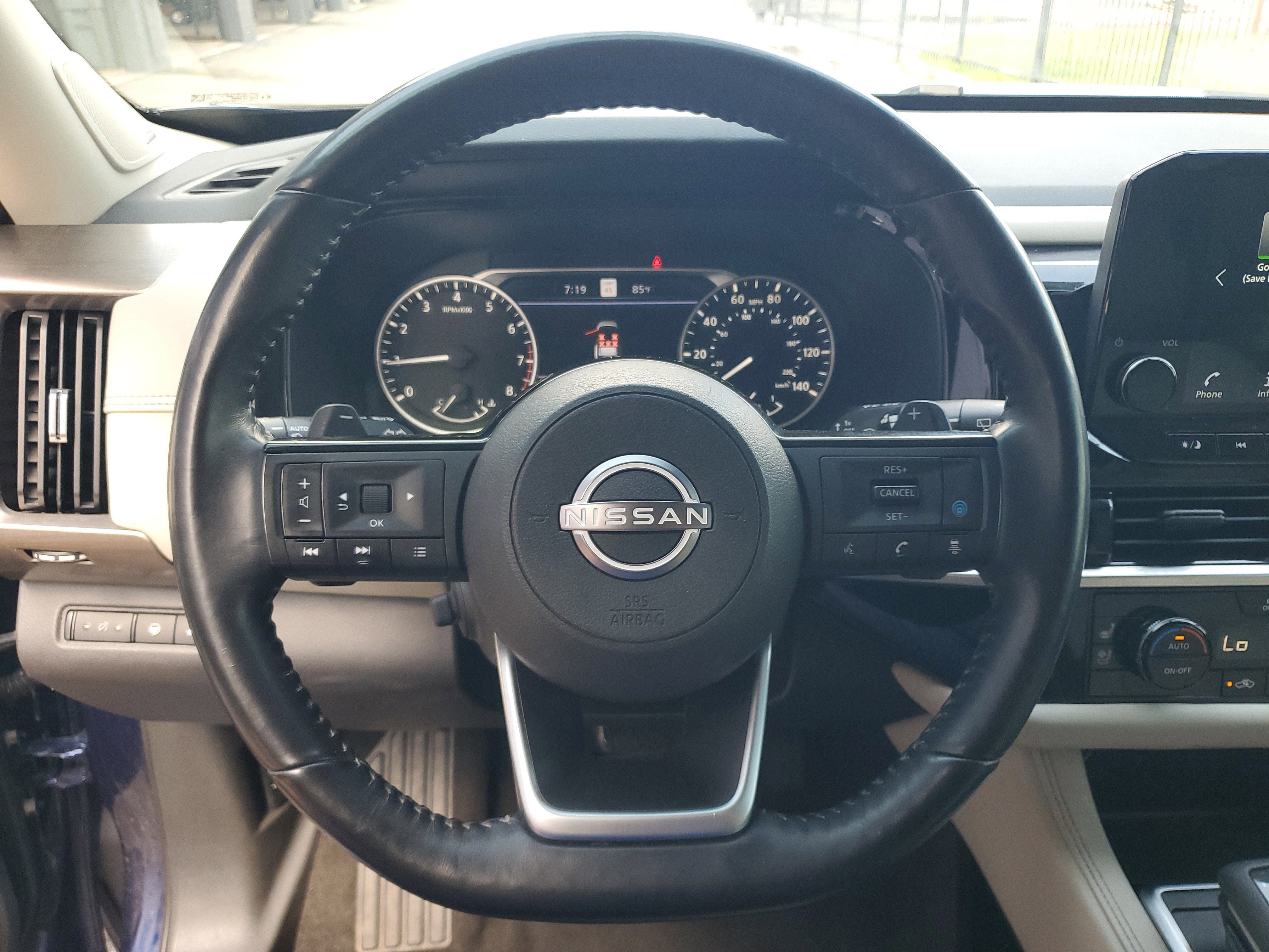 2022 Nissan Pathfinder Platinum