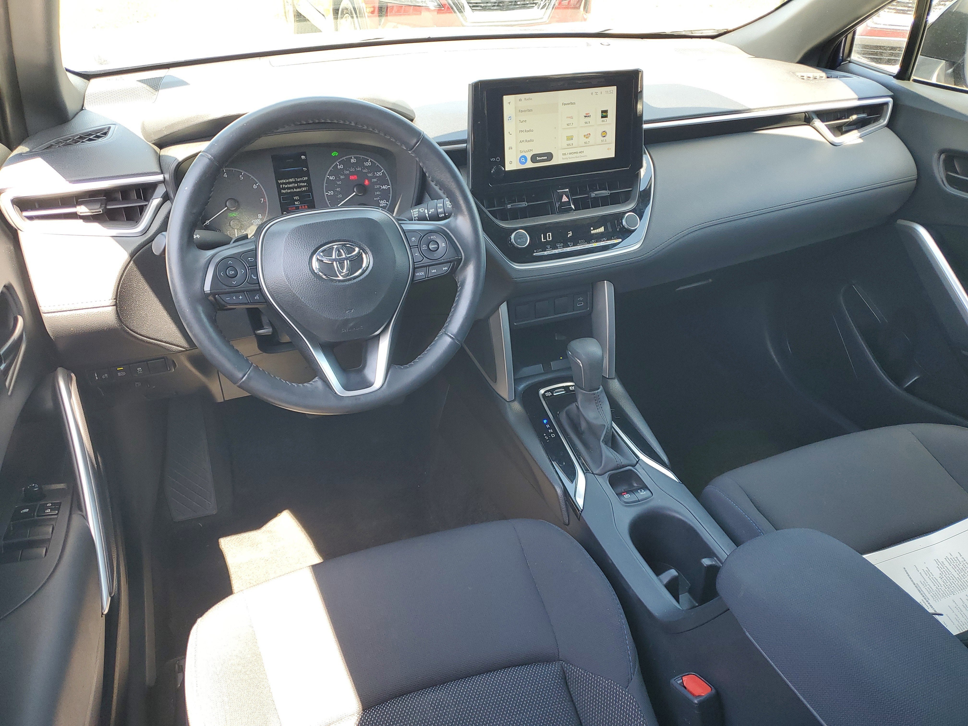 2024 Toyota Corolla Cross Hybrid SE