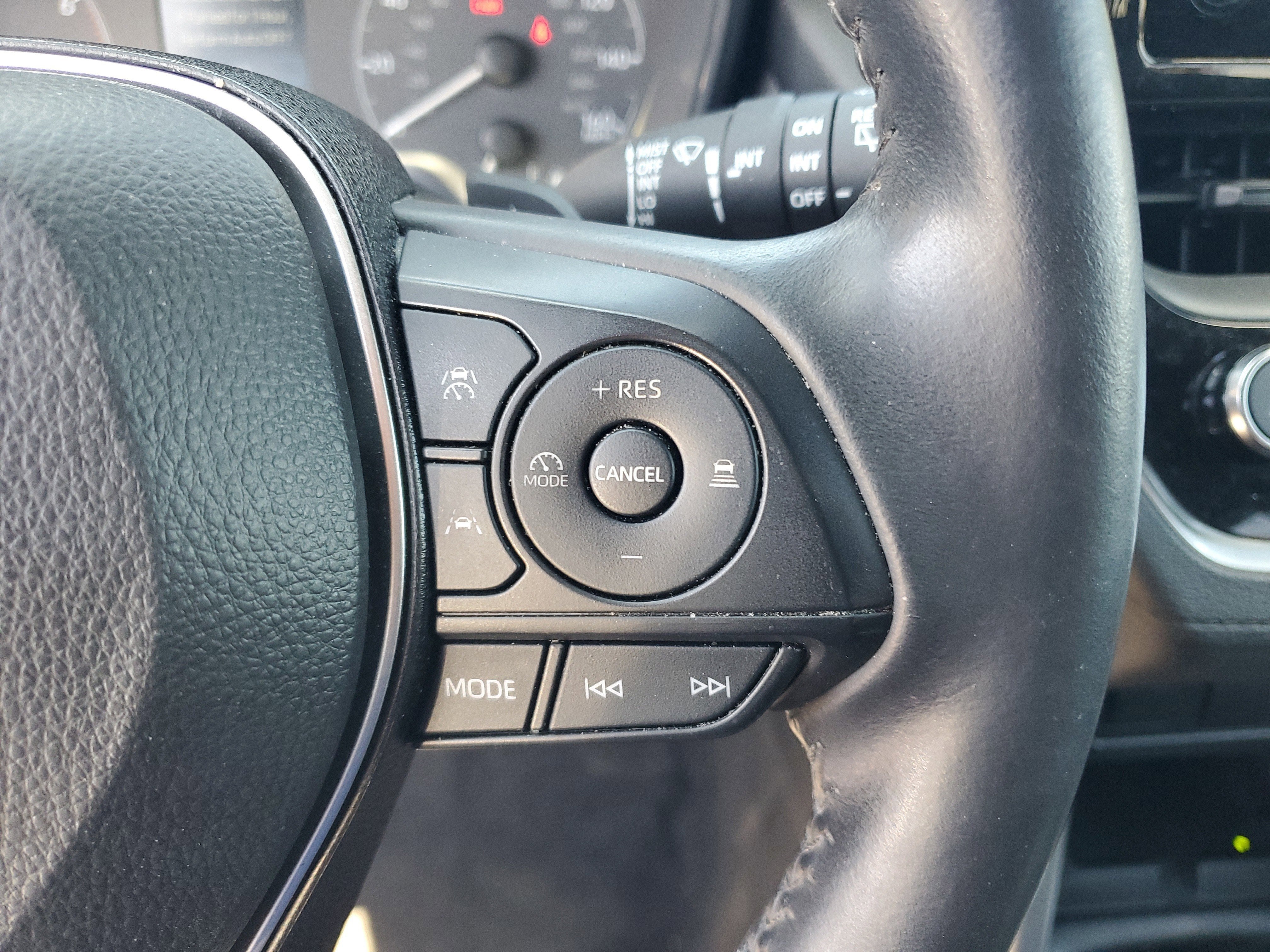2024 Toyota Corolla Cross Hybrid SE