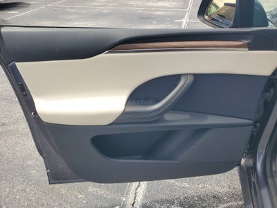 2023 Tesla Model X Standard Range