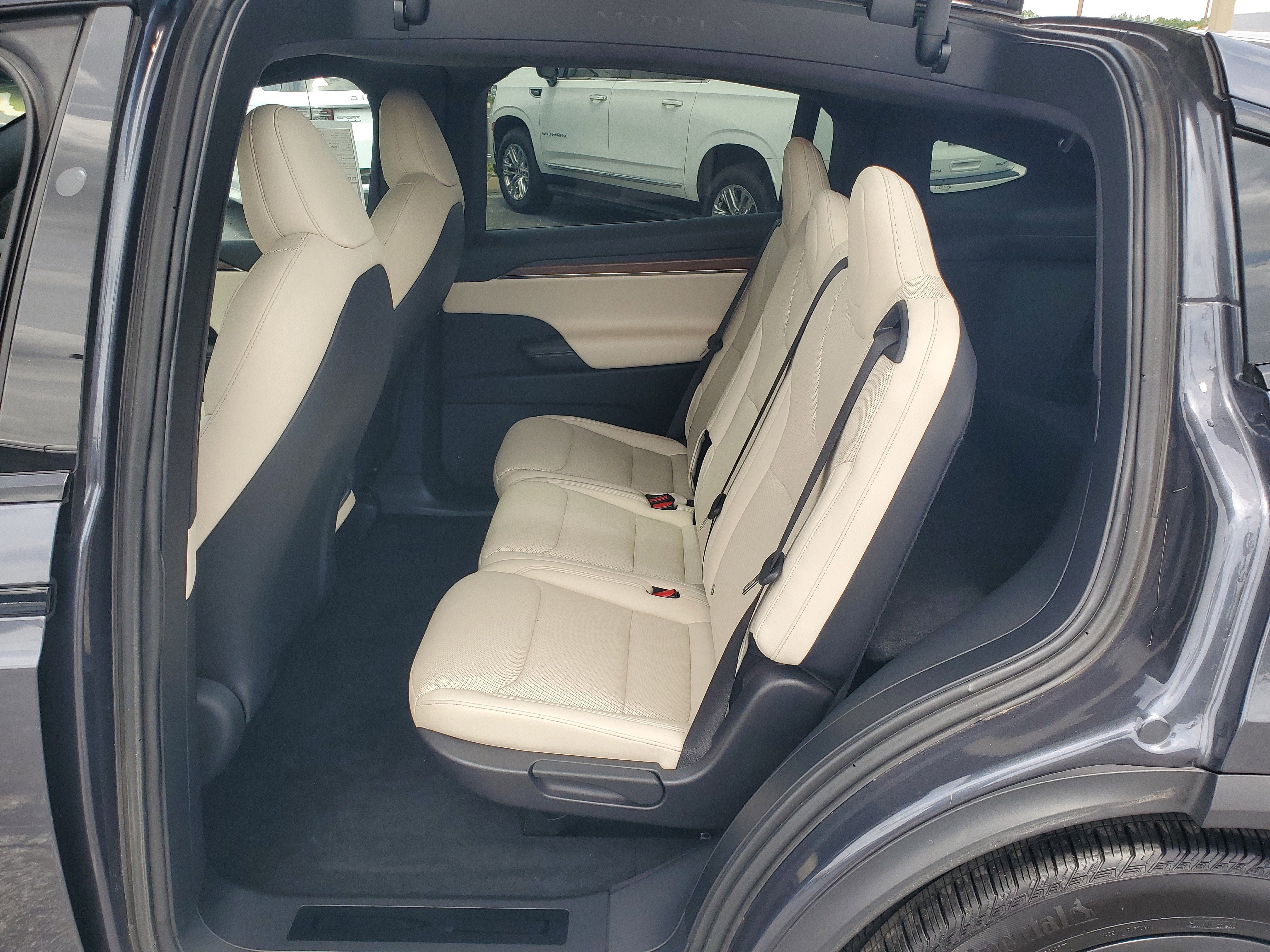 2023 Tesla Model X Standard Range