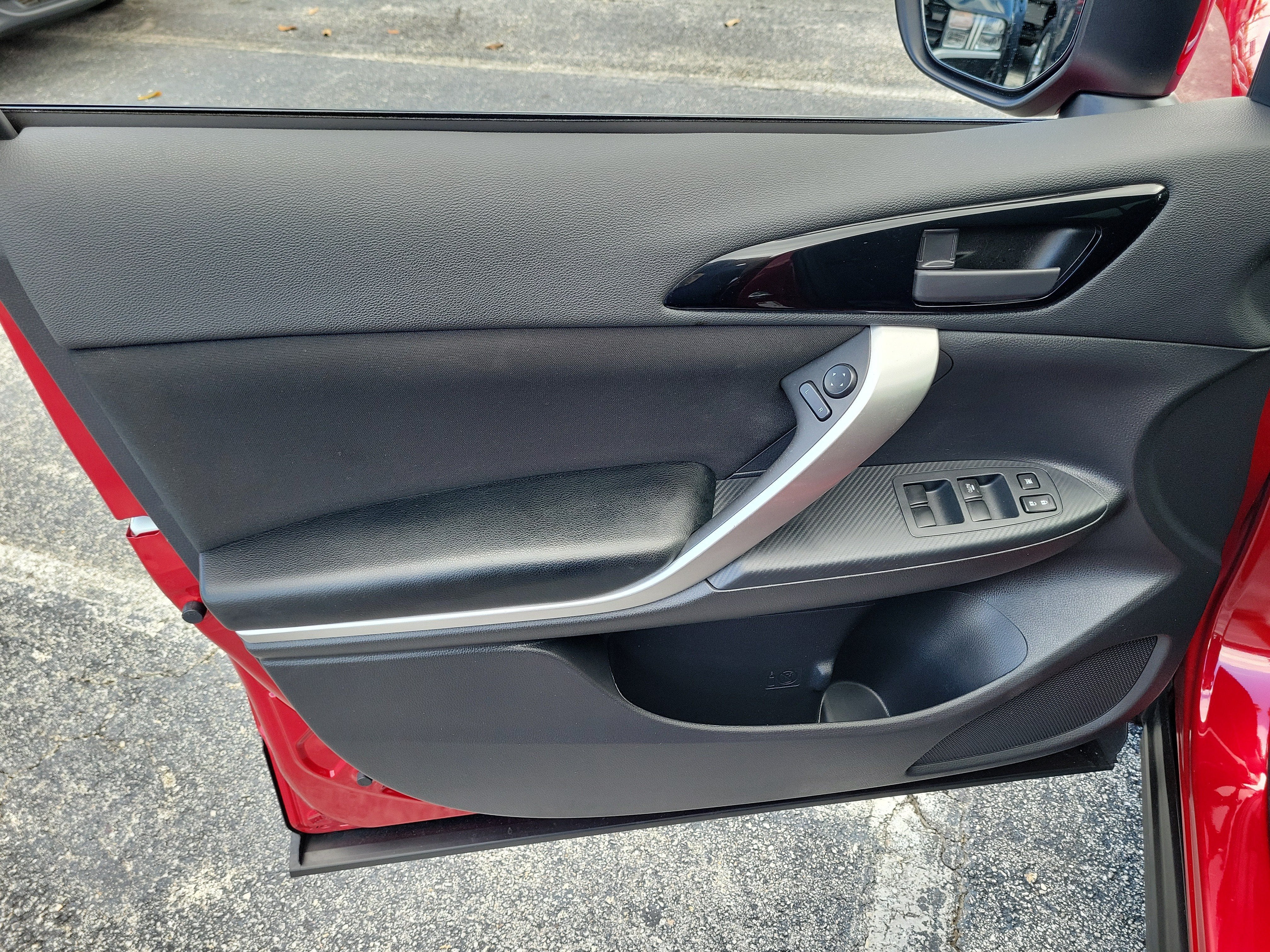 2025 Mitsubishi Eclipse Cross ES