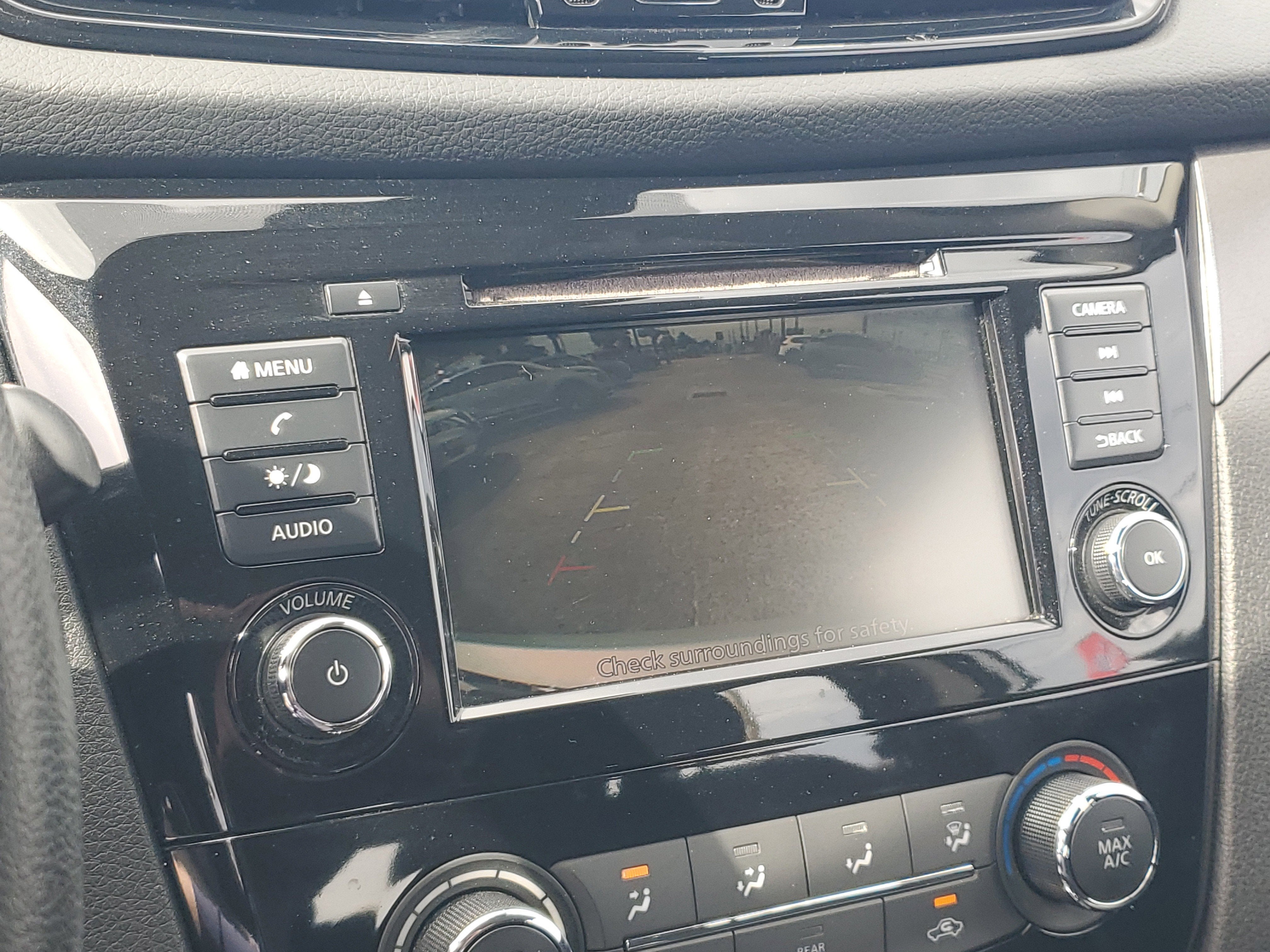 2022 Nissan Rogue Sport S