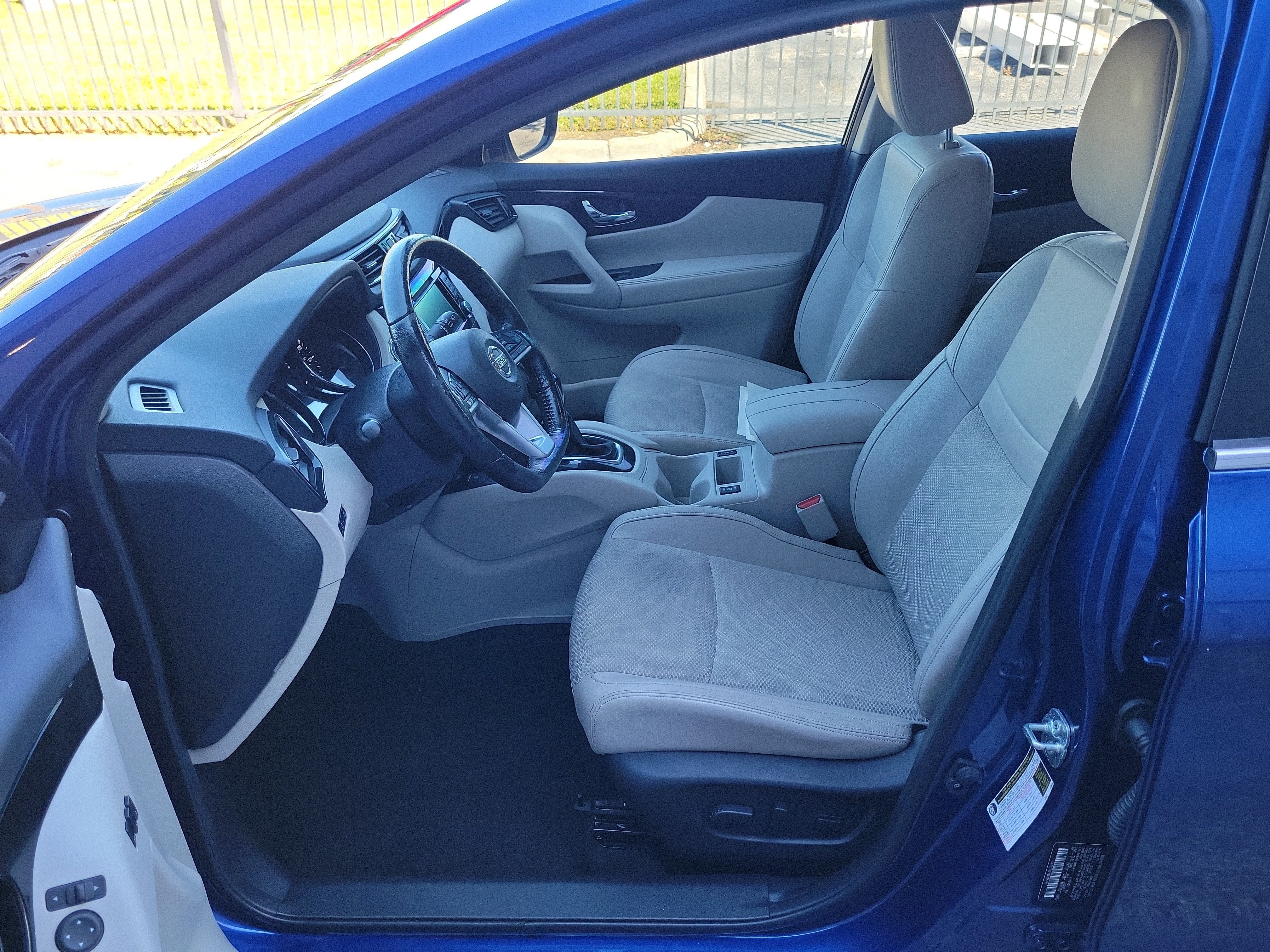 2021 Nissan Rogue Sport SV