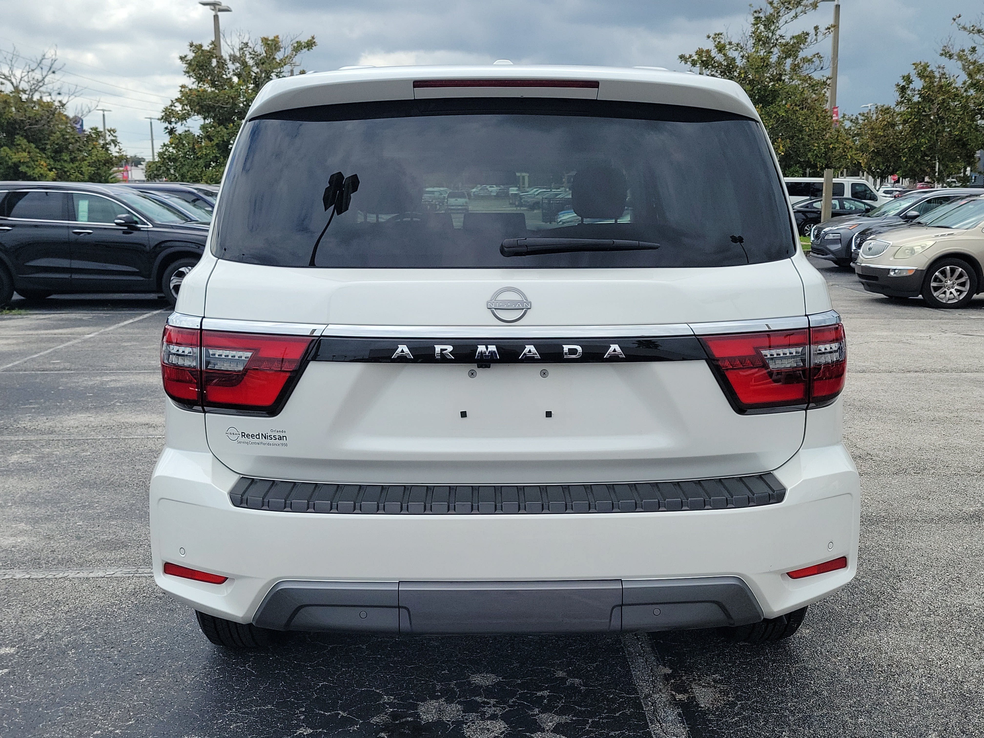2024 Nissan Armada SV