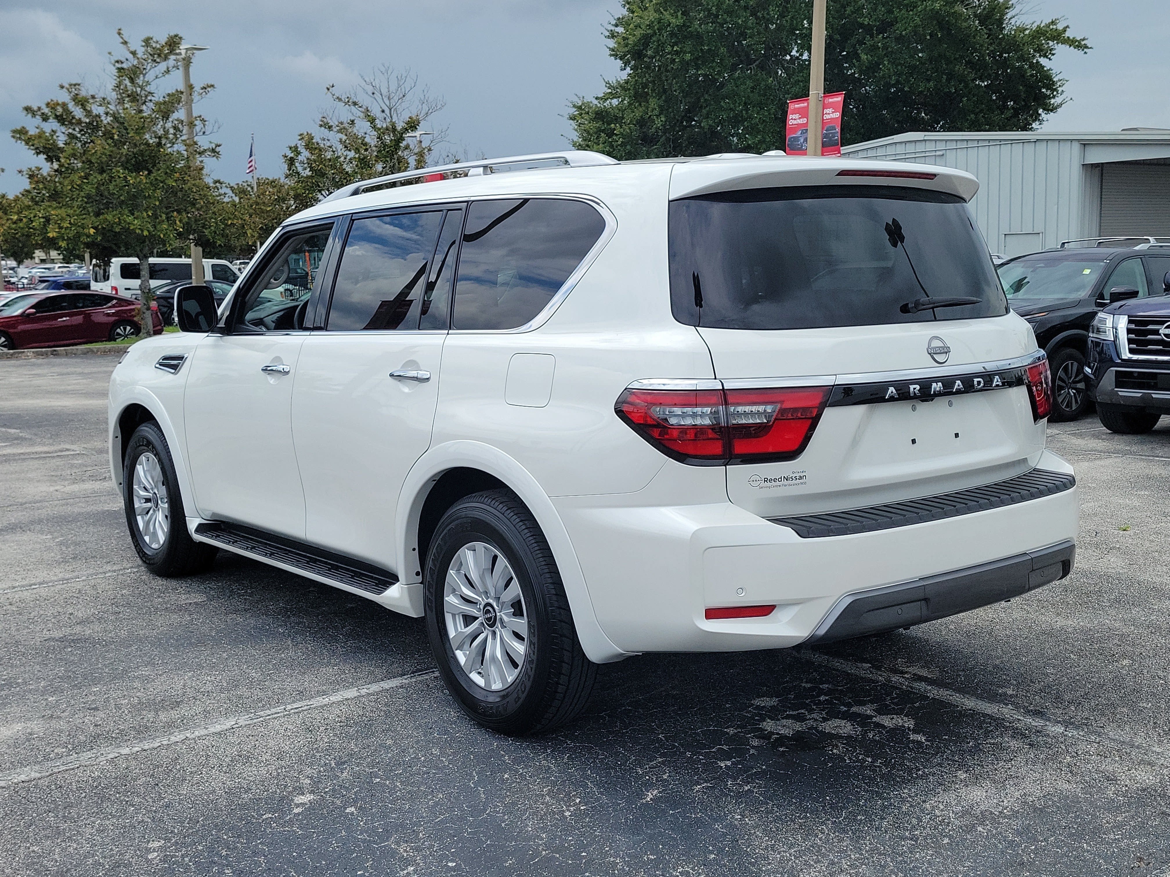 2024 Nissan Armada SV