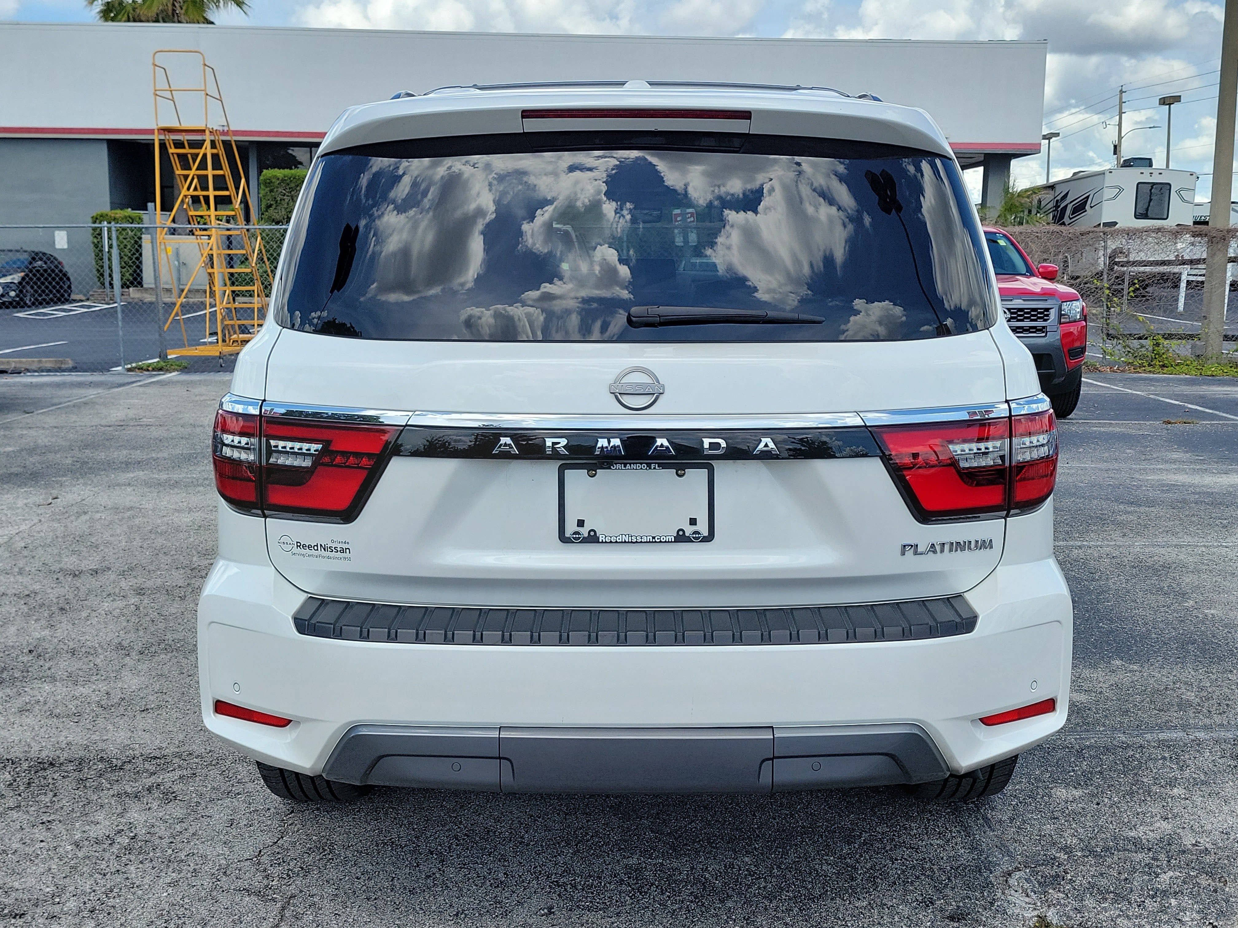 2023 Nissan Armada Platinum