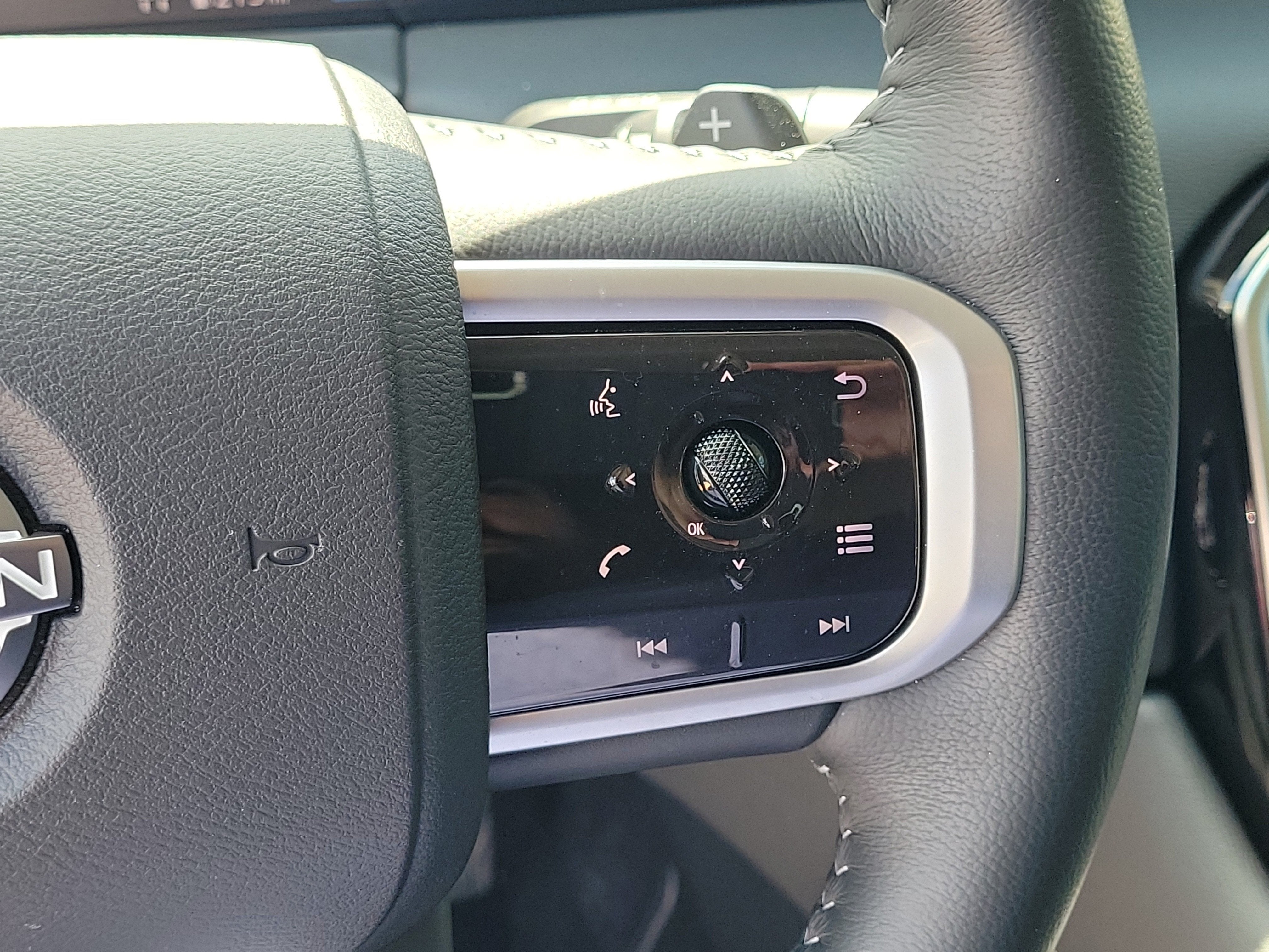 2025 Nissan Armada SV