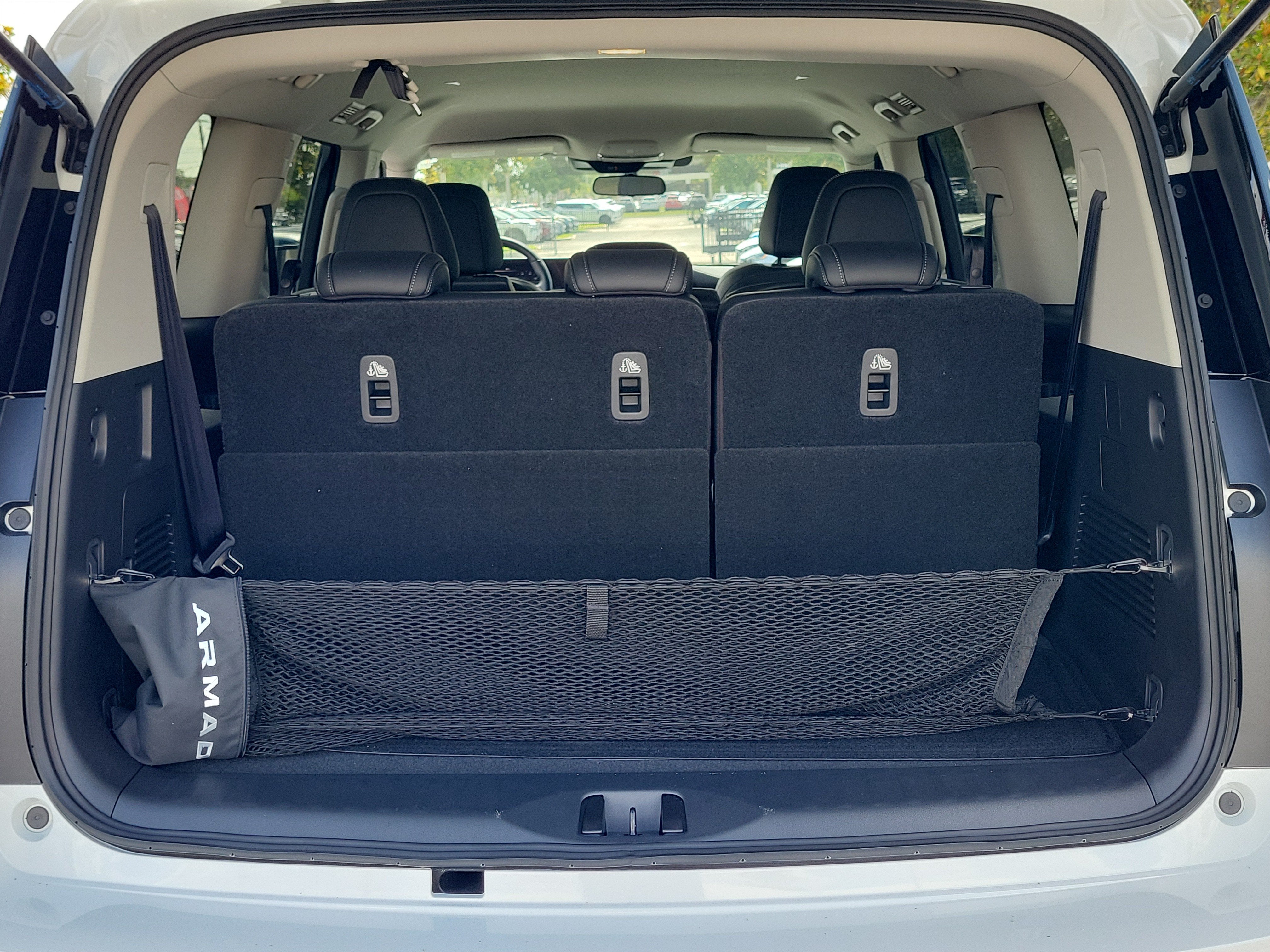 2025 Nissan Armada SV
