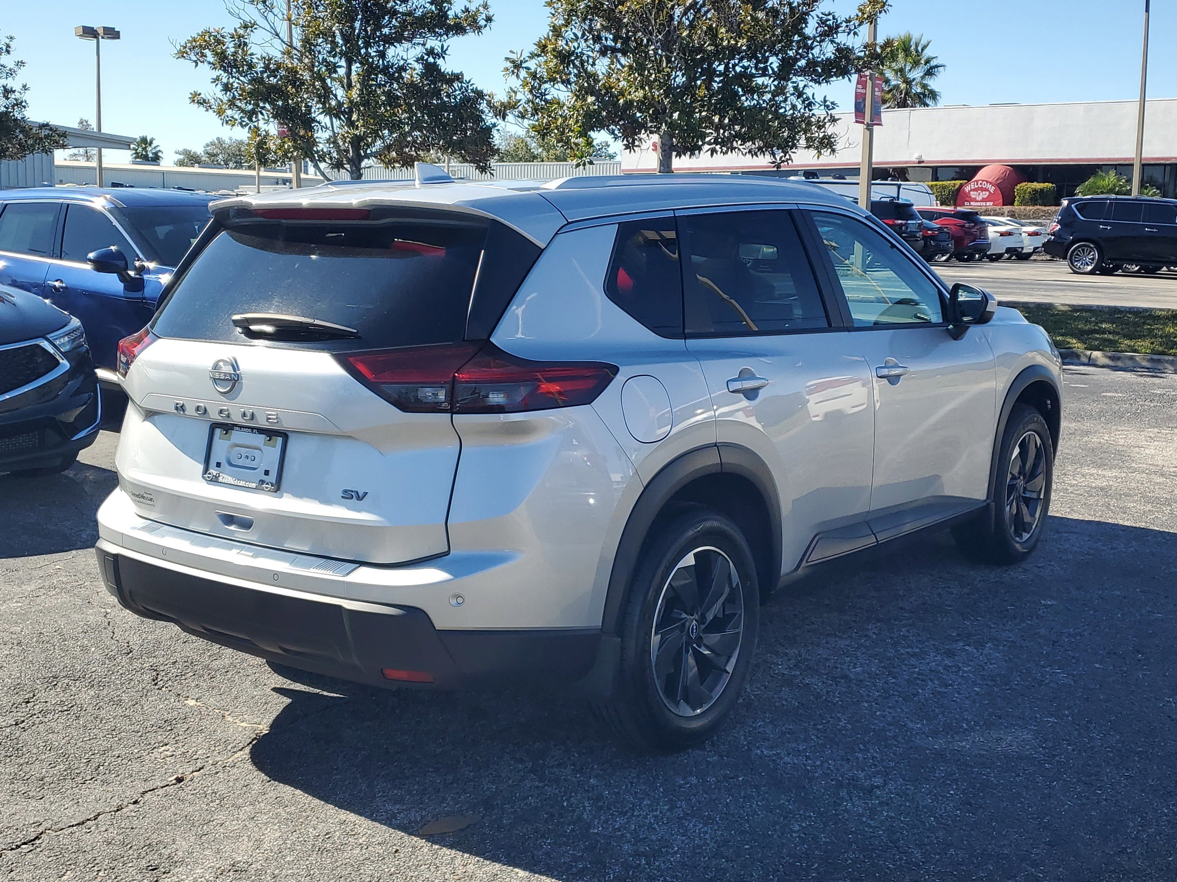 2024 Nissan Rogue SV