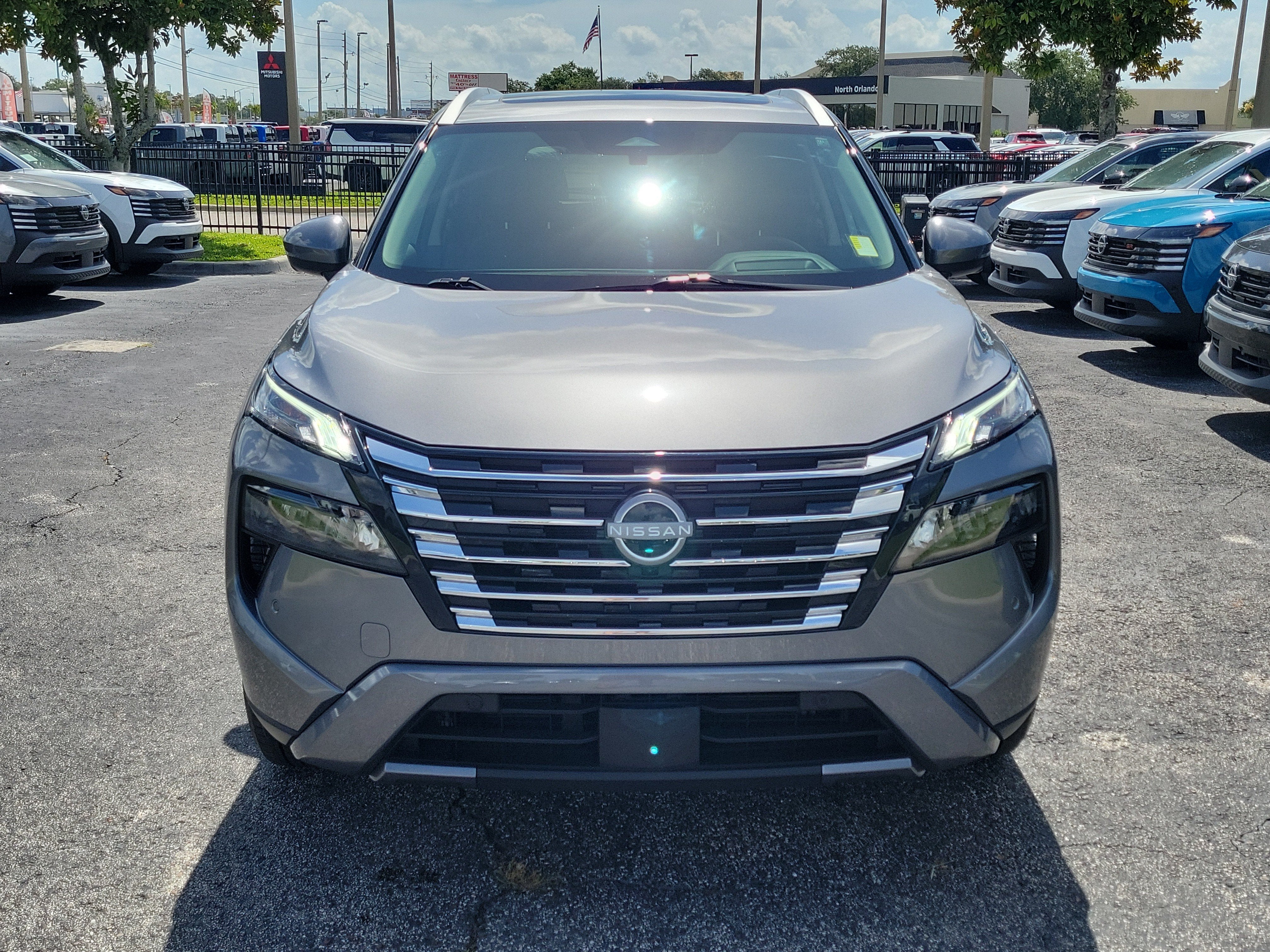 2025 Nissan Rogue SL