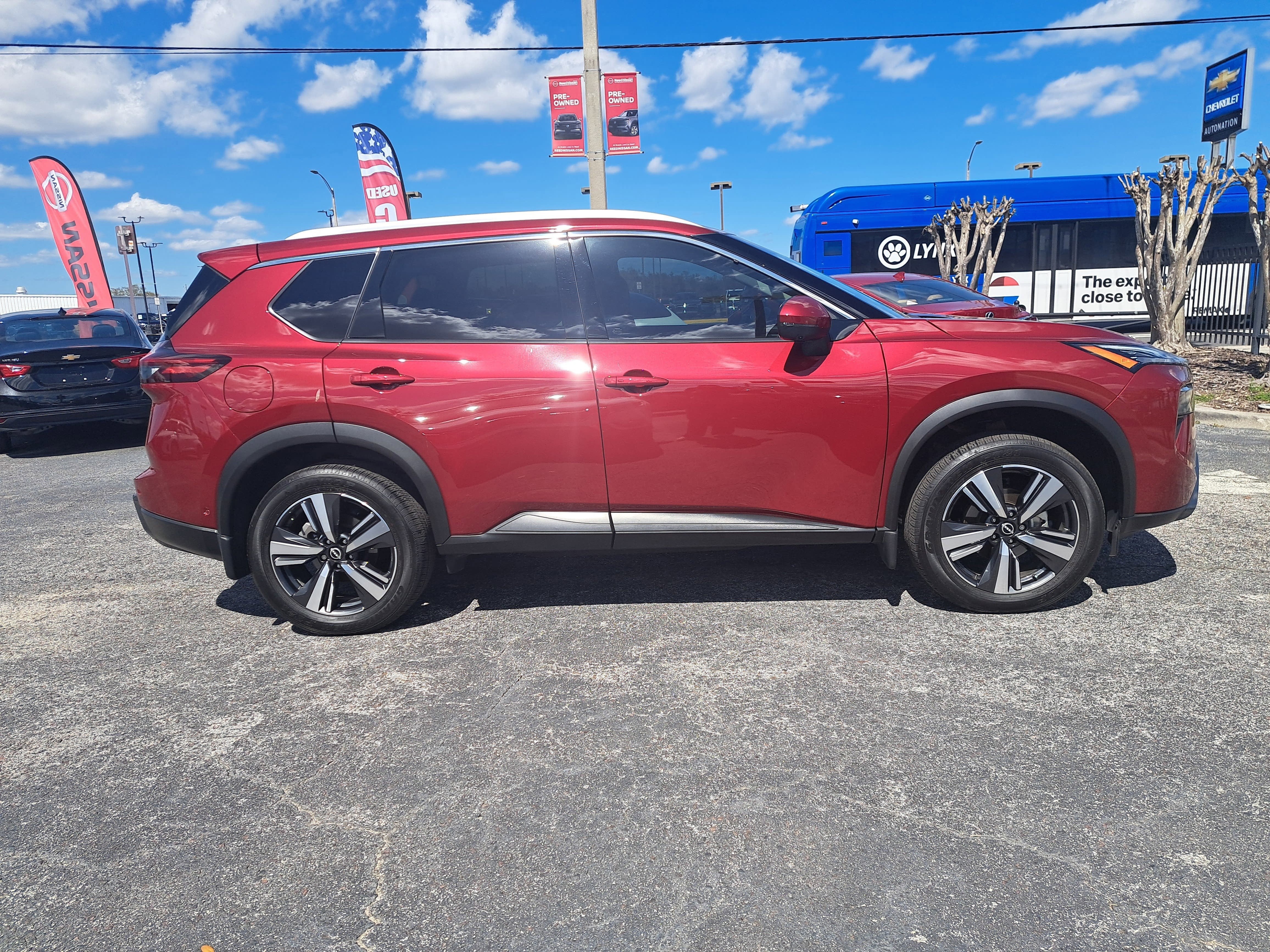 2025 Nissan Rogue SL