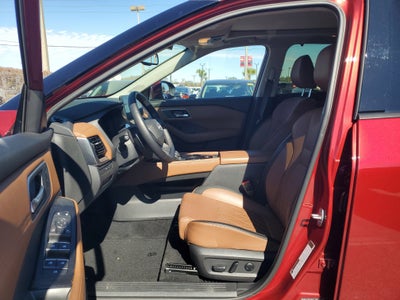 2025 Nissan Rogue Platinum