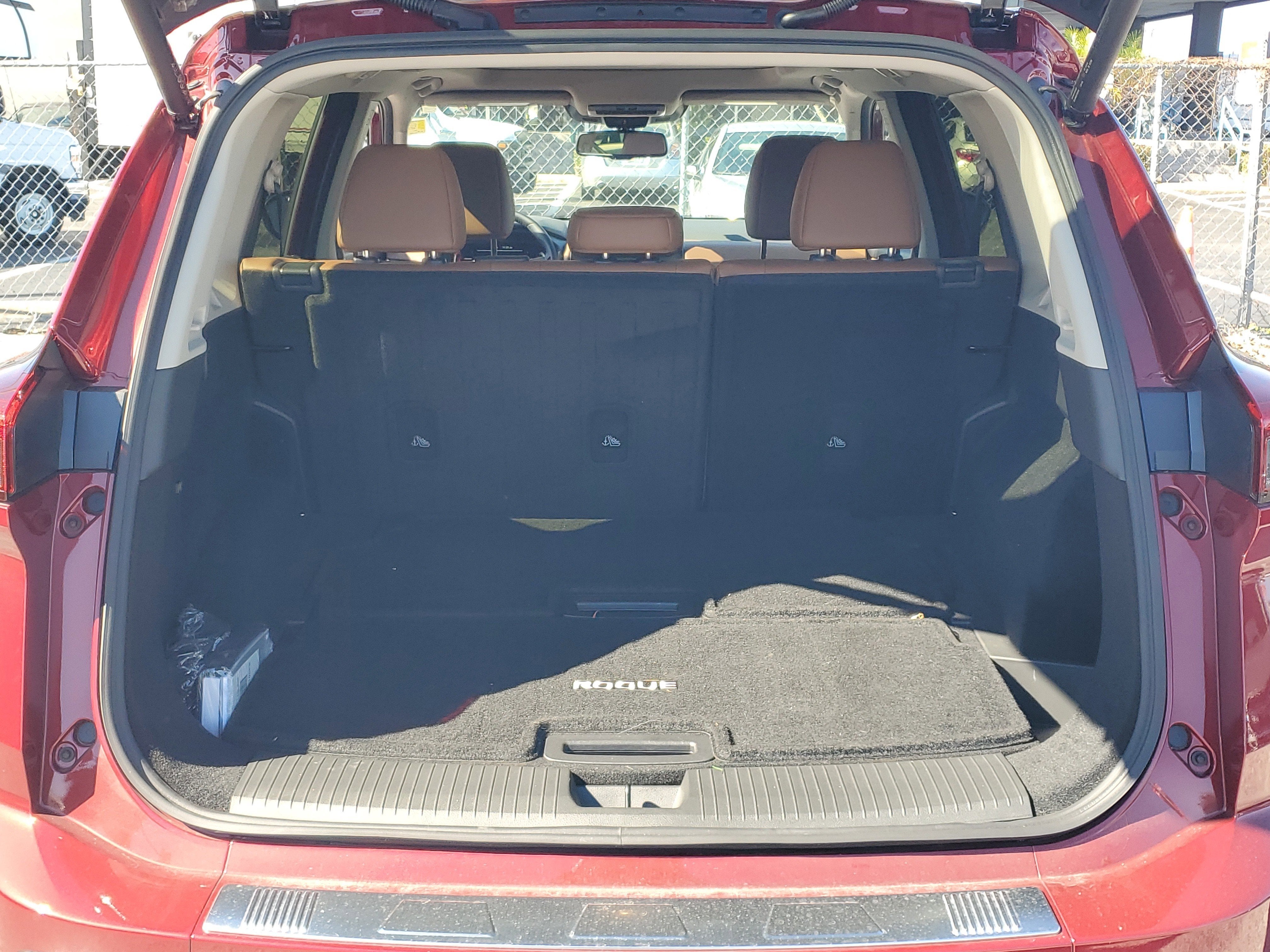 2025 Nissan Rogue Platinum