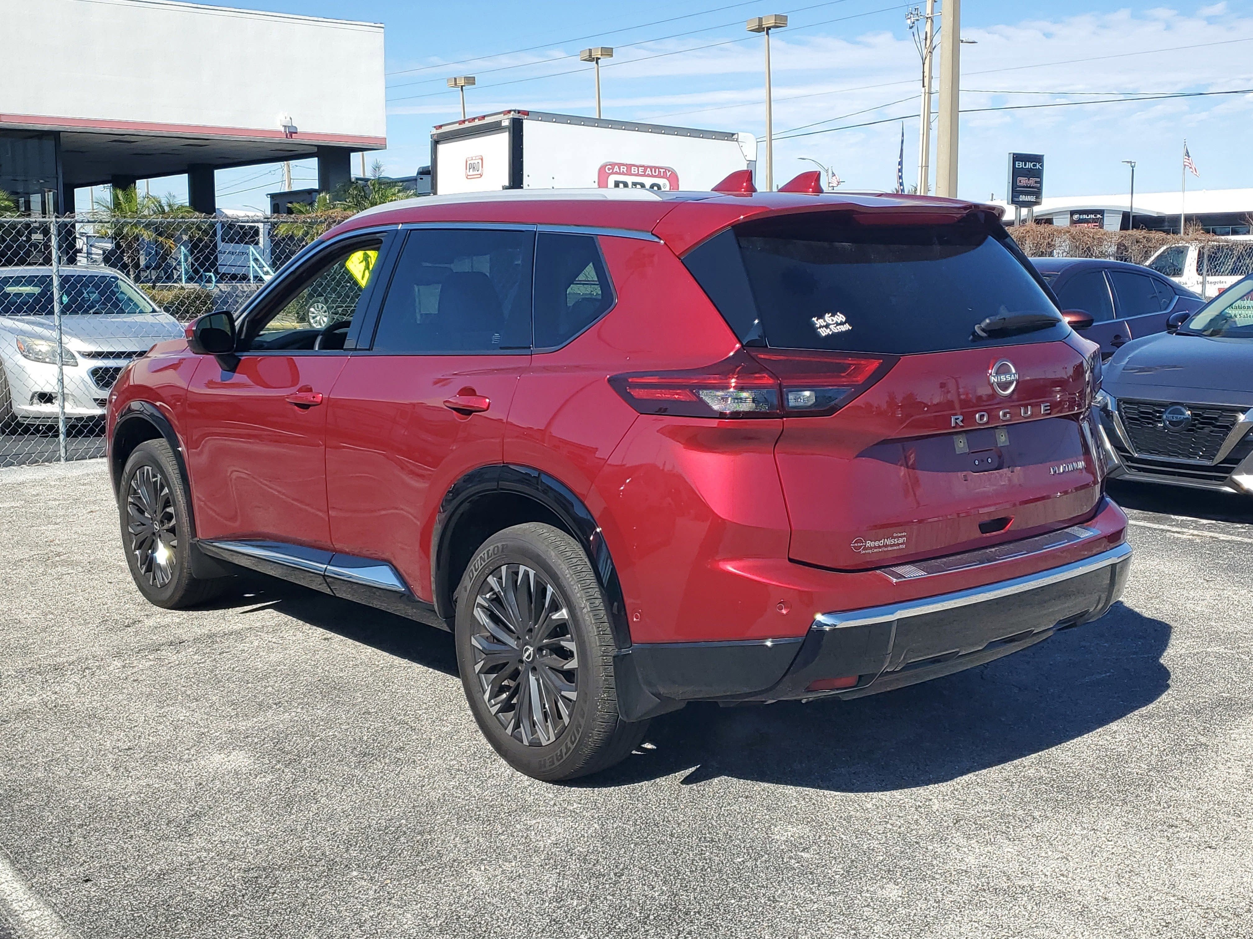 2025 Nissan Rogue Platinum