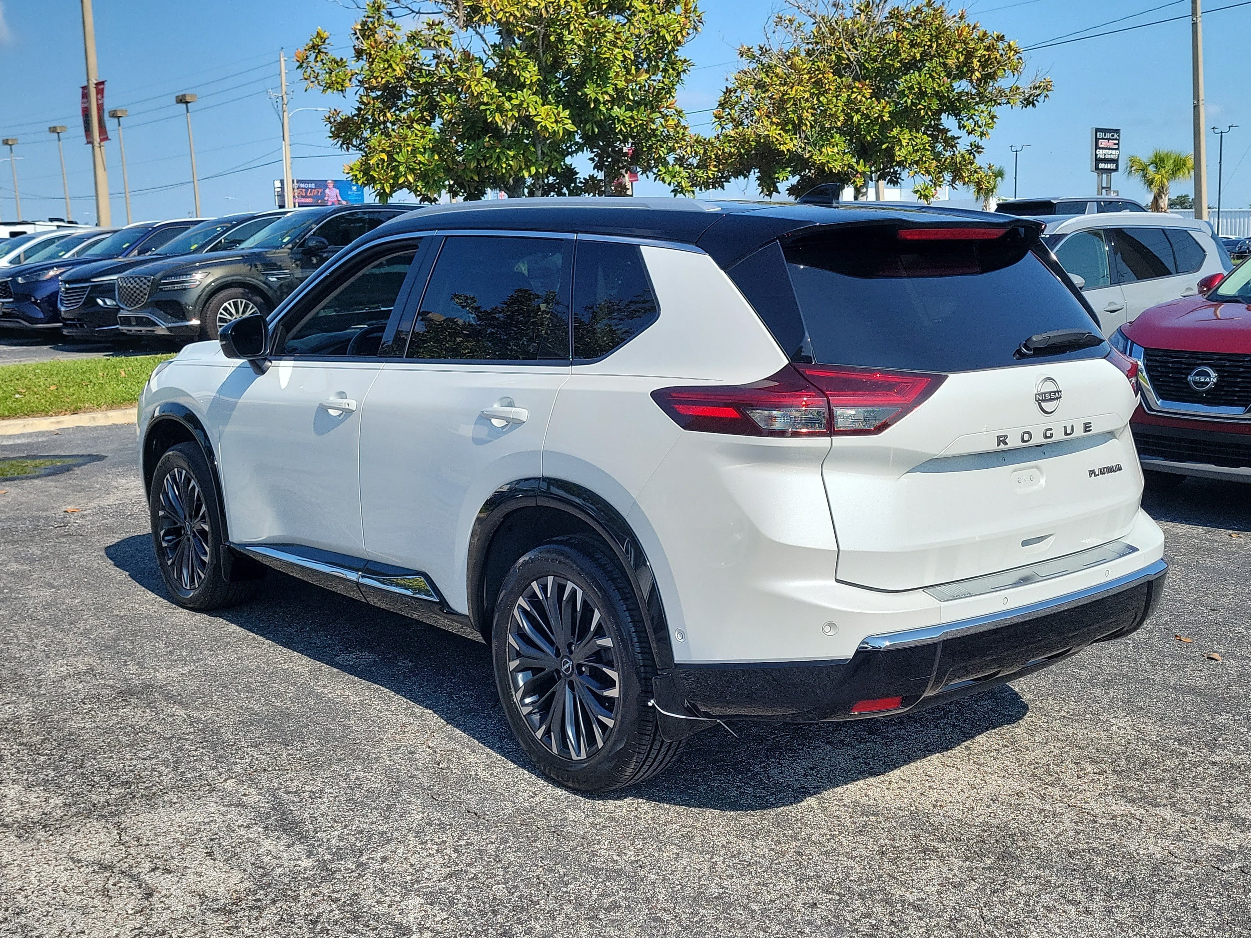 2024 Nissan Rogue Platinum