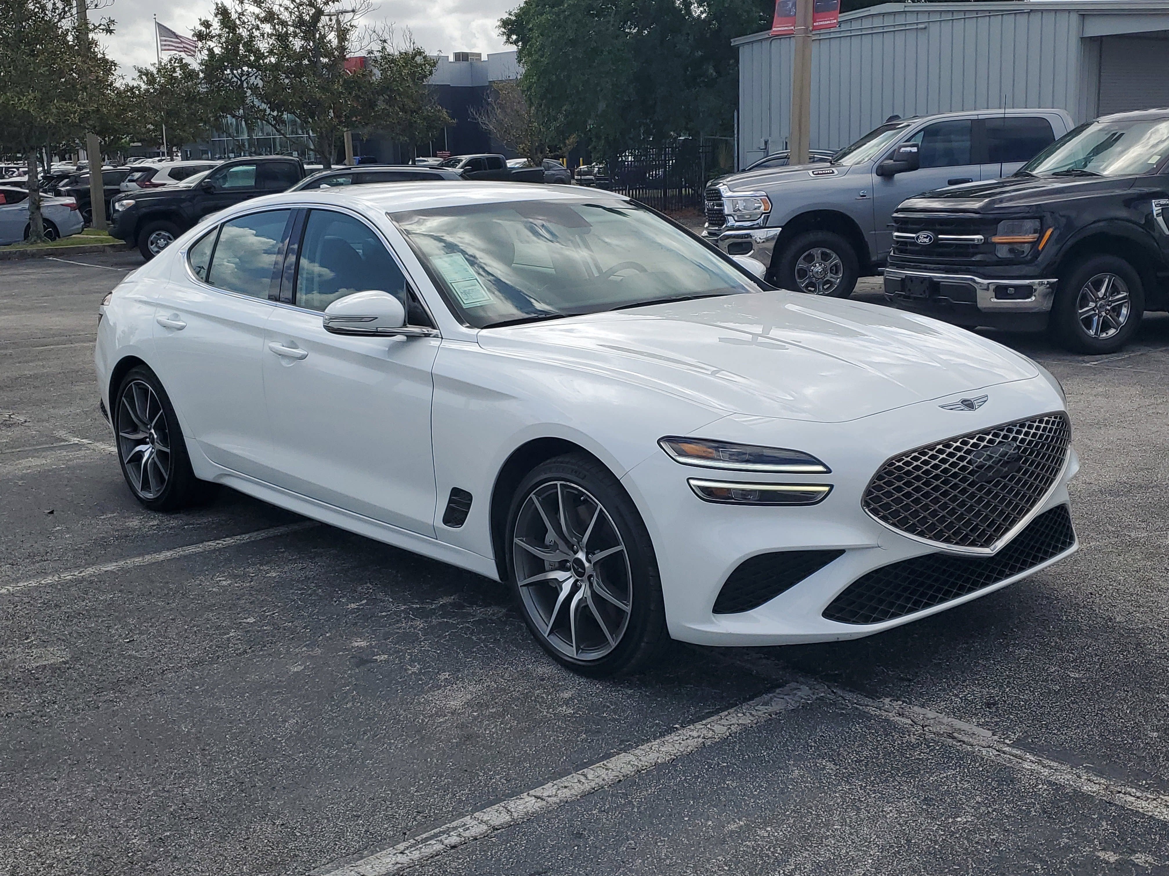 2025 Genesis G70 2.5T