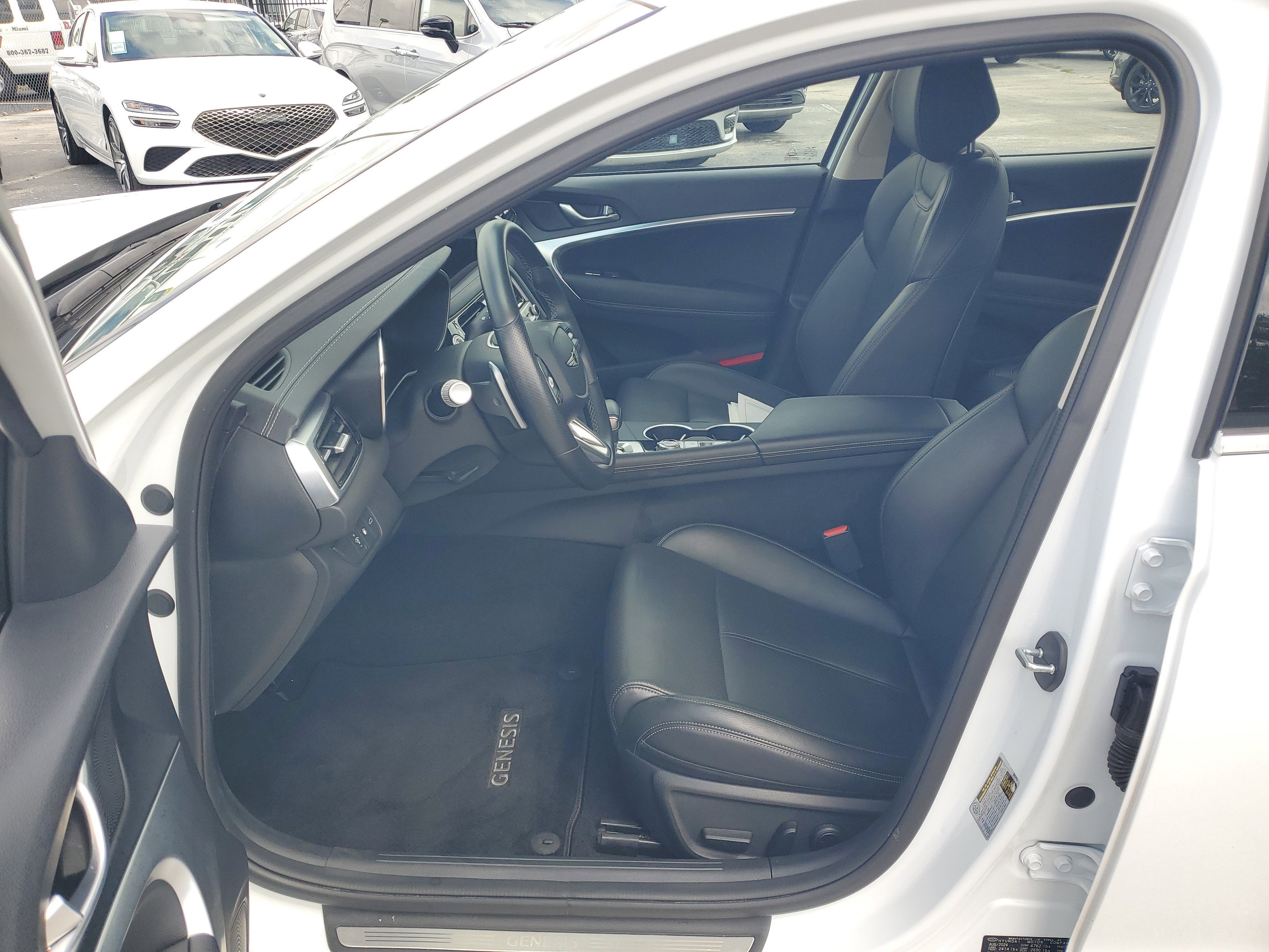 2025 Genesis G70 2.5T