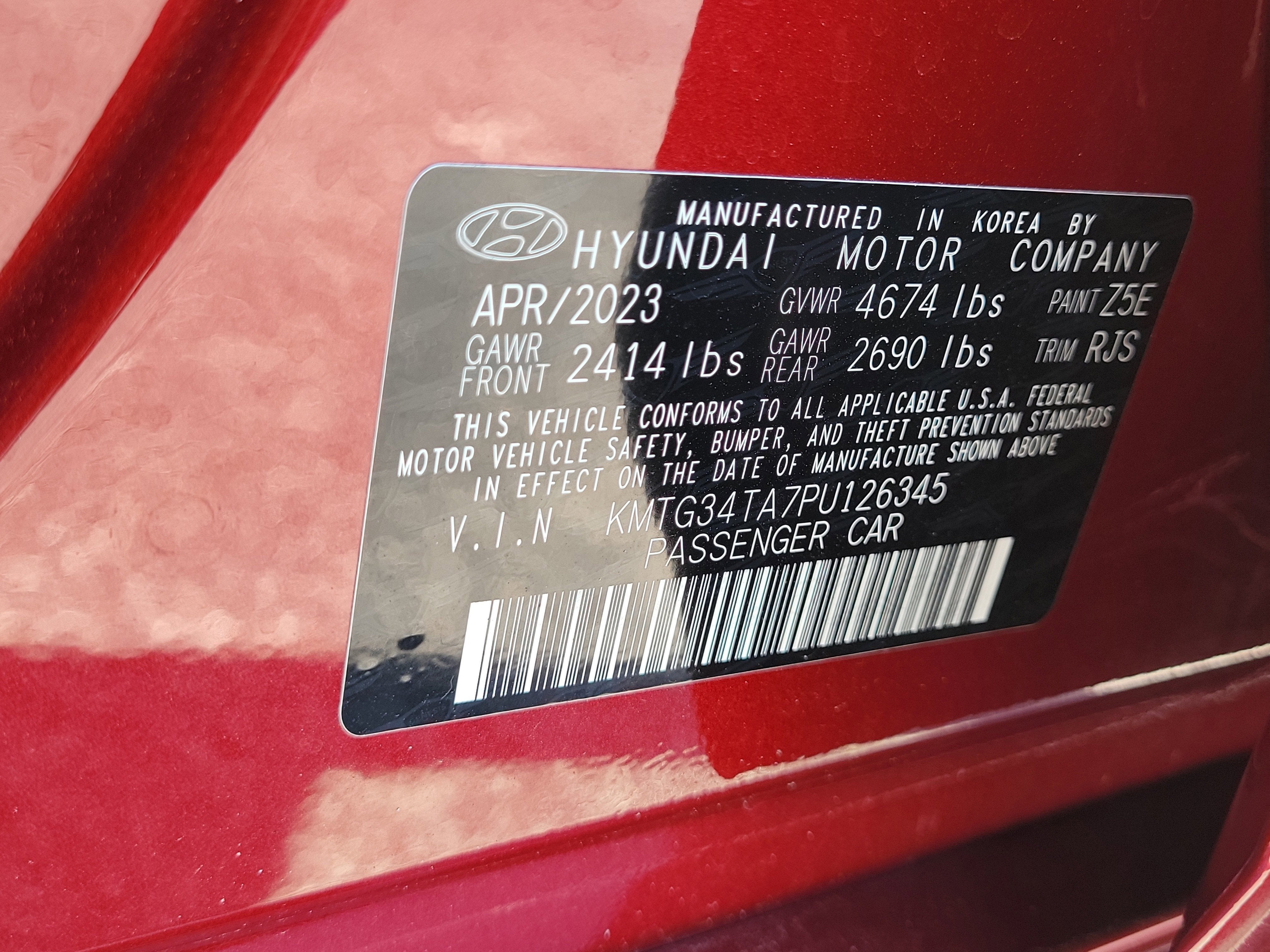 2023 Genesis G70 2.0T