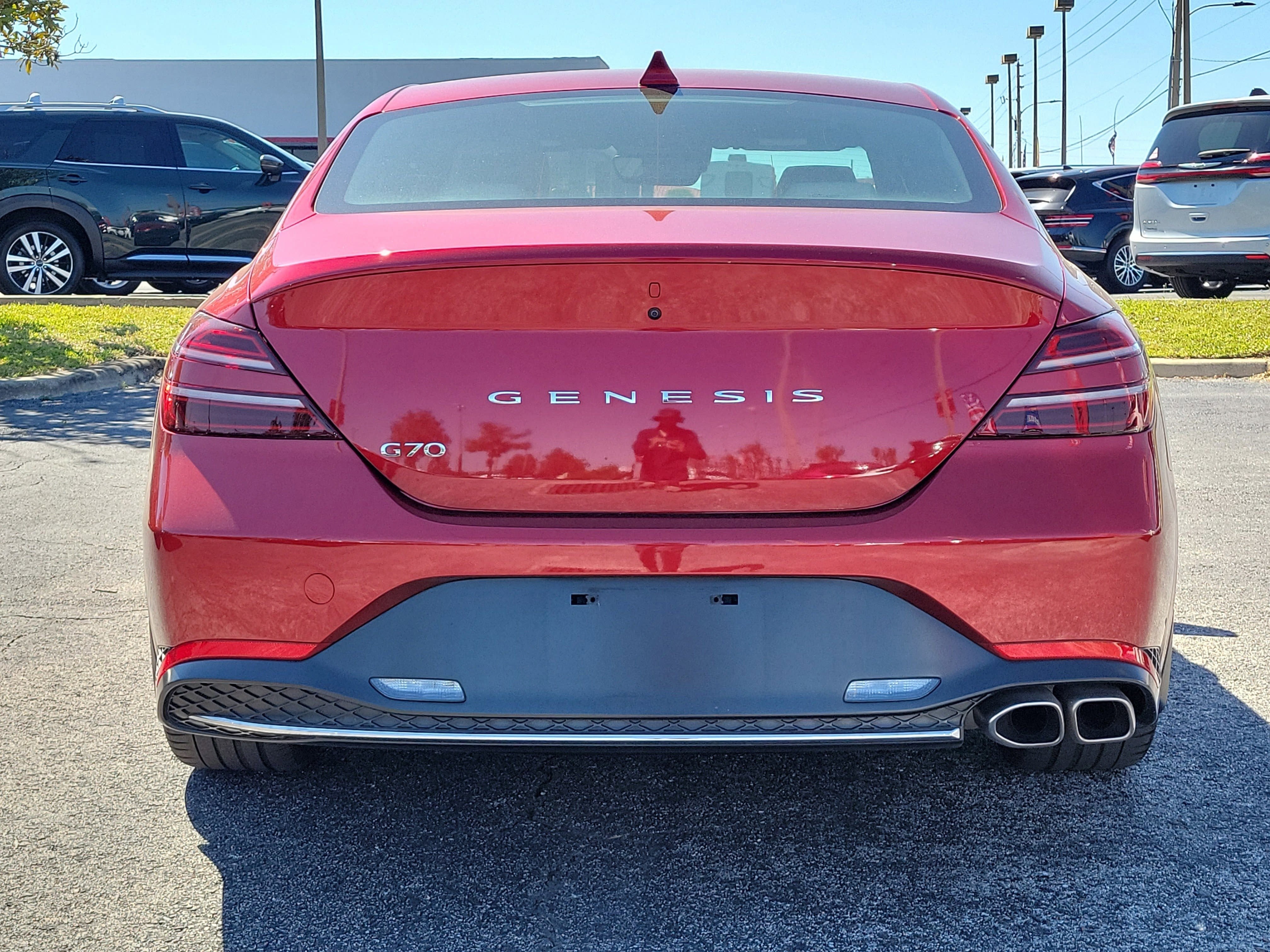 2023 Genesis G70 2.0T