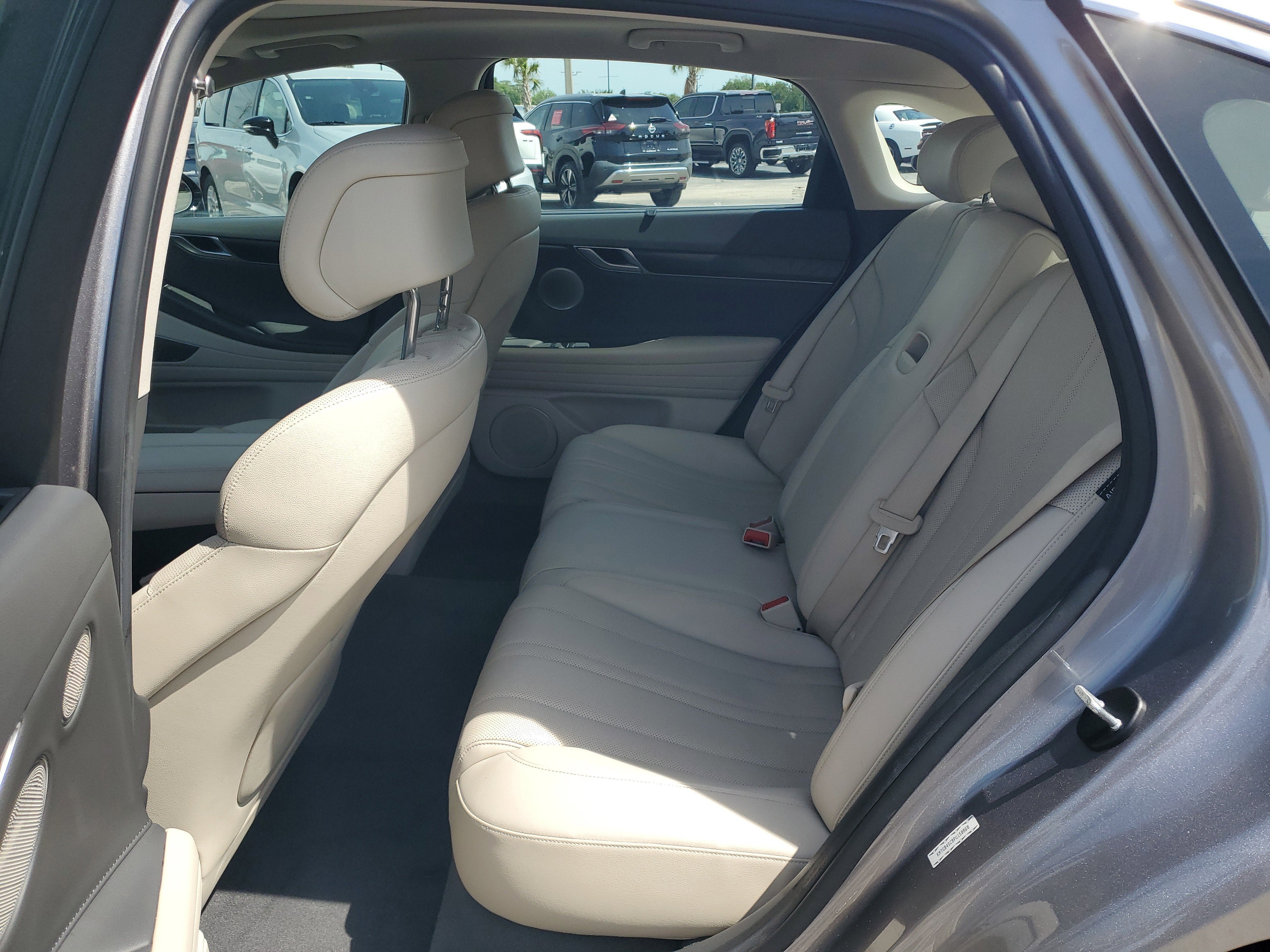 2023 Genesis G80 2.5T