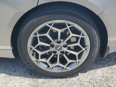 2023 Genesis G80 2.5T