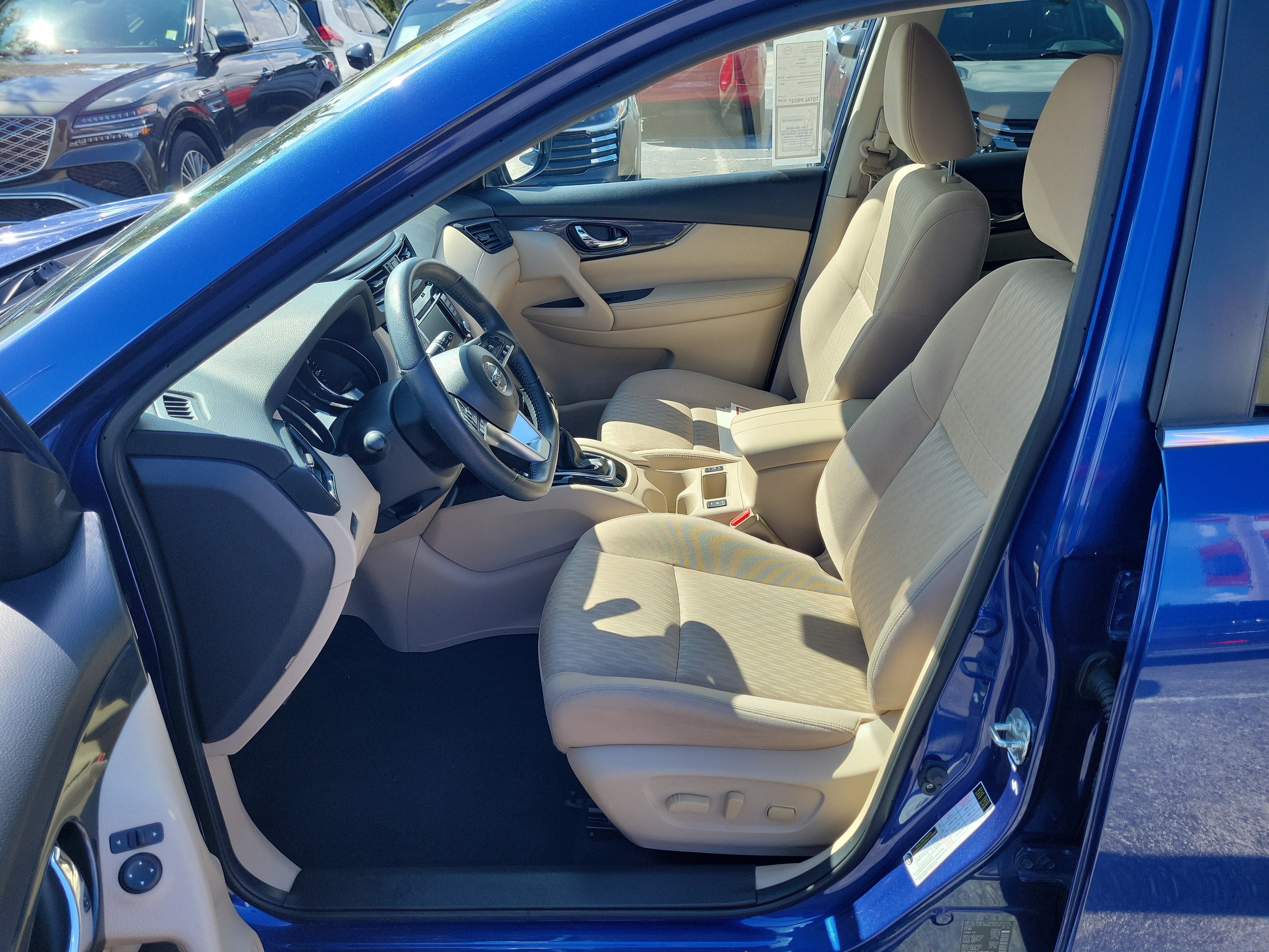 2020 Nissan Rogue SV
