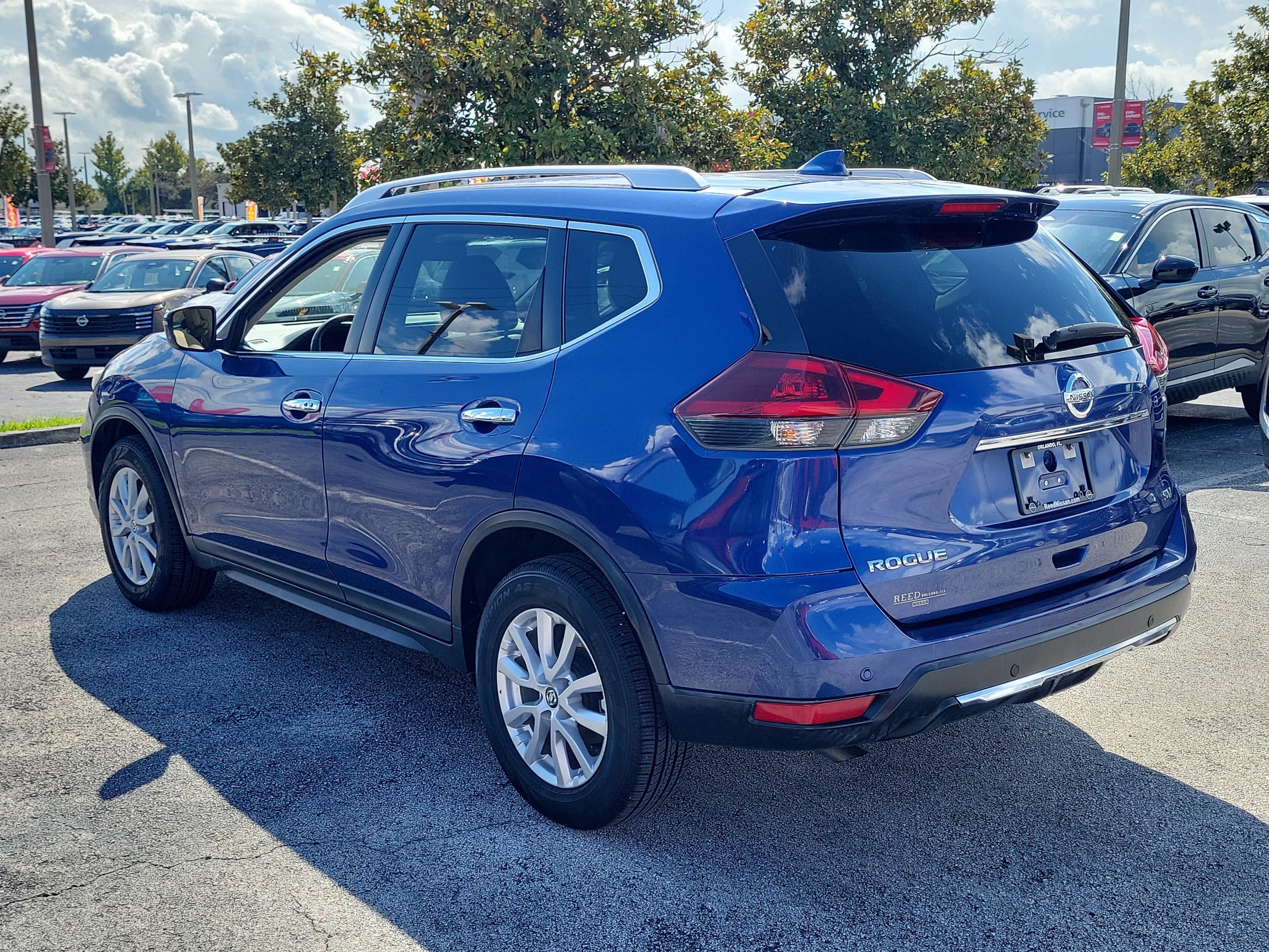 2020 Nissan Rogue SV
