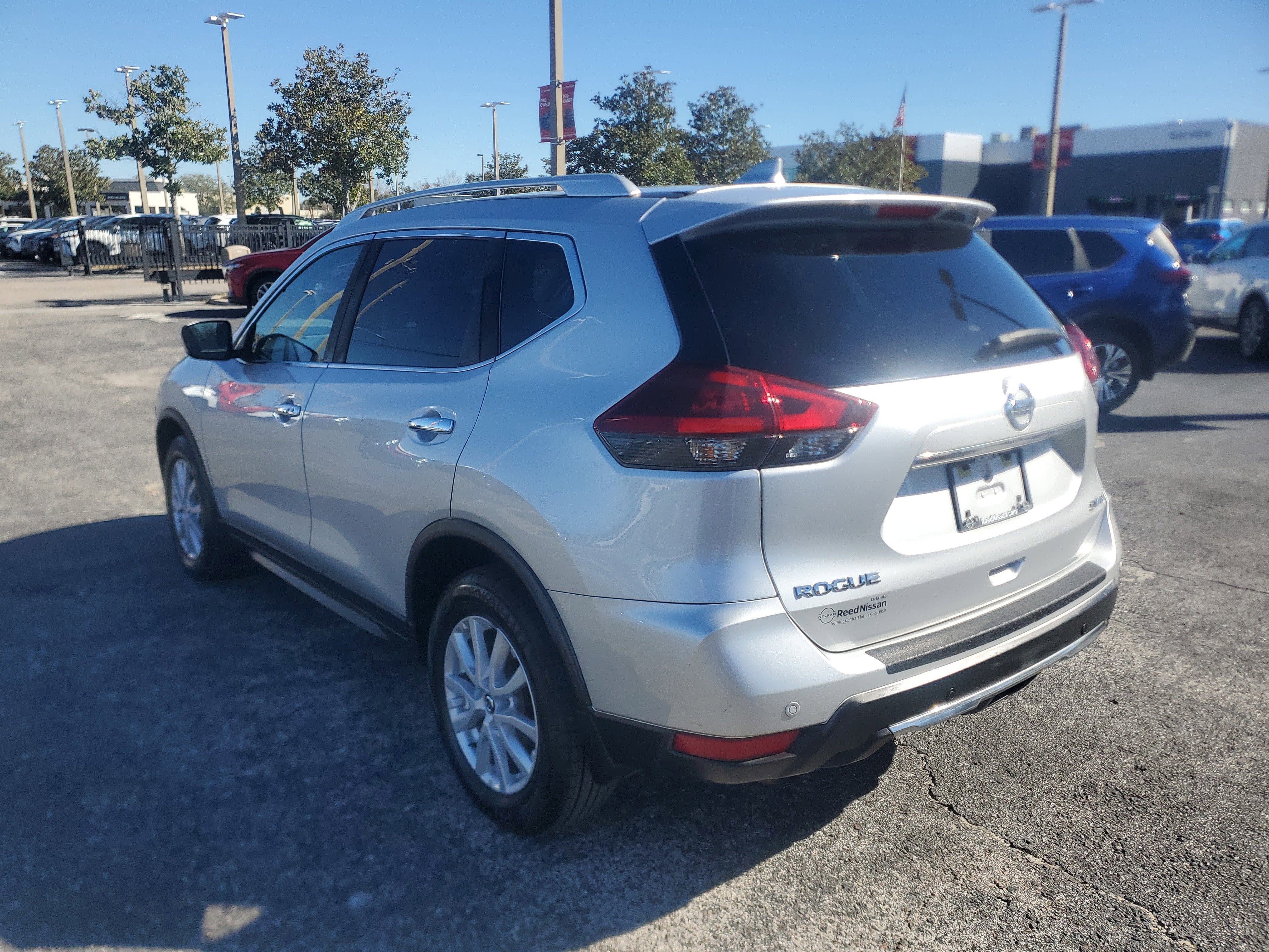 2020 Nissan Rogue SV