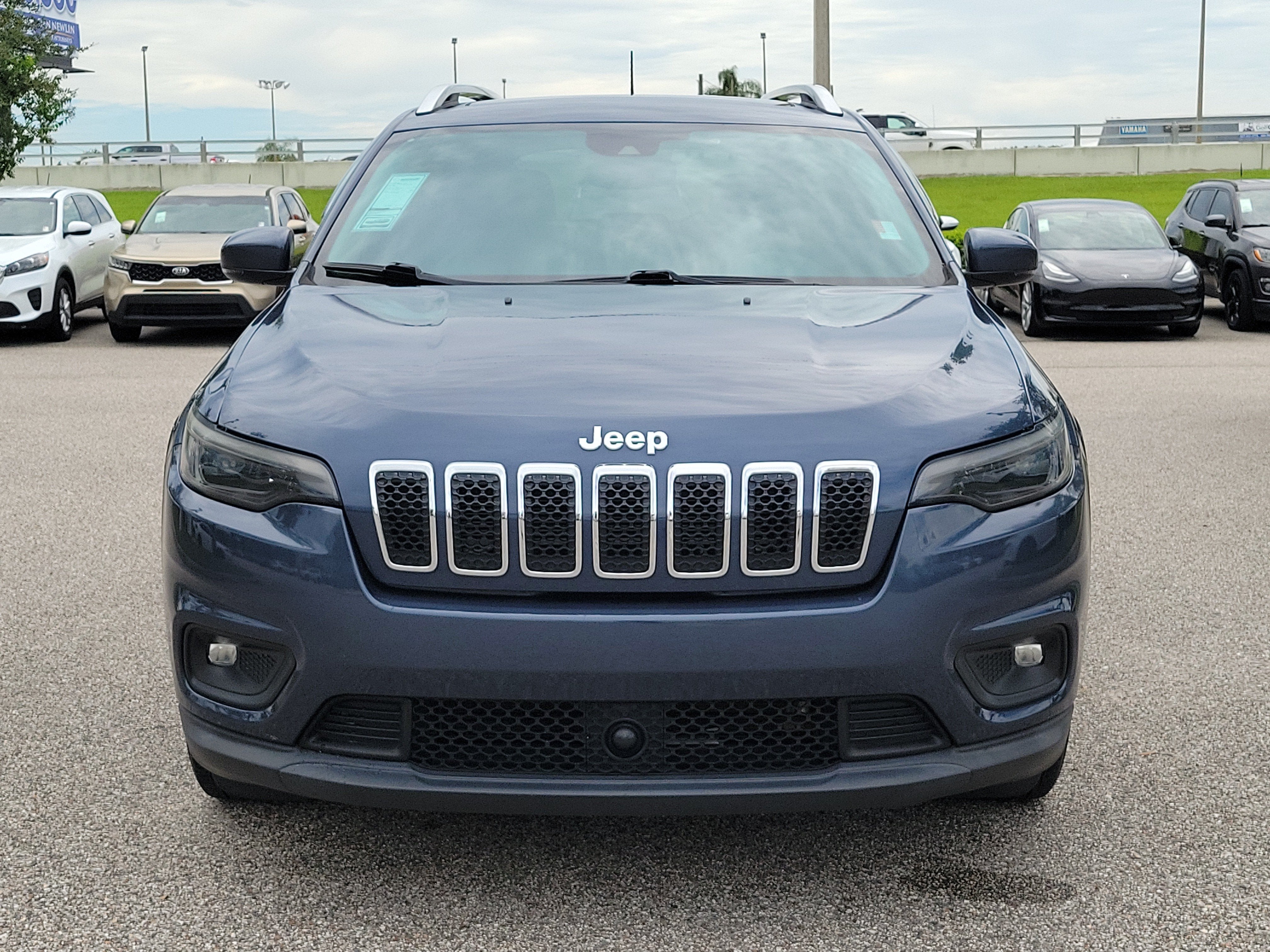 2021 Jeep Cherokee Latitude Lux