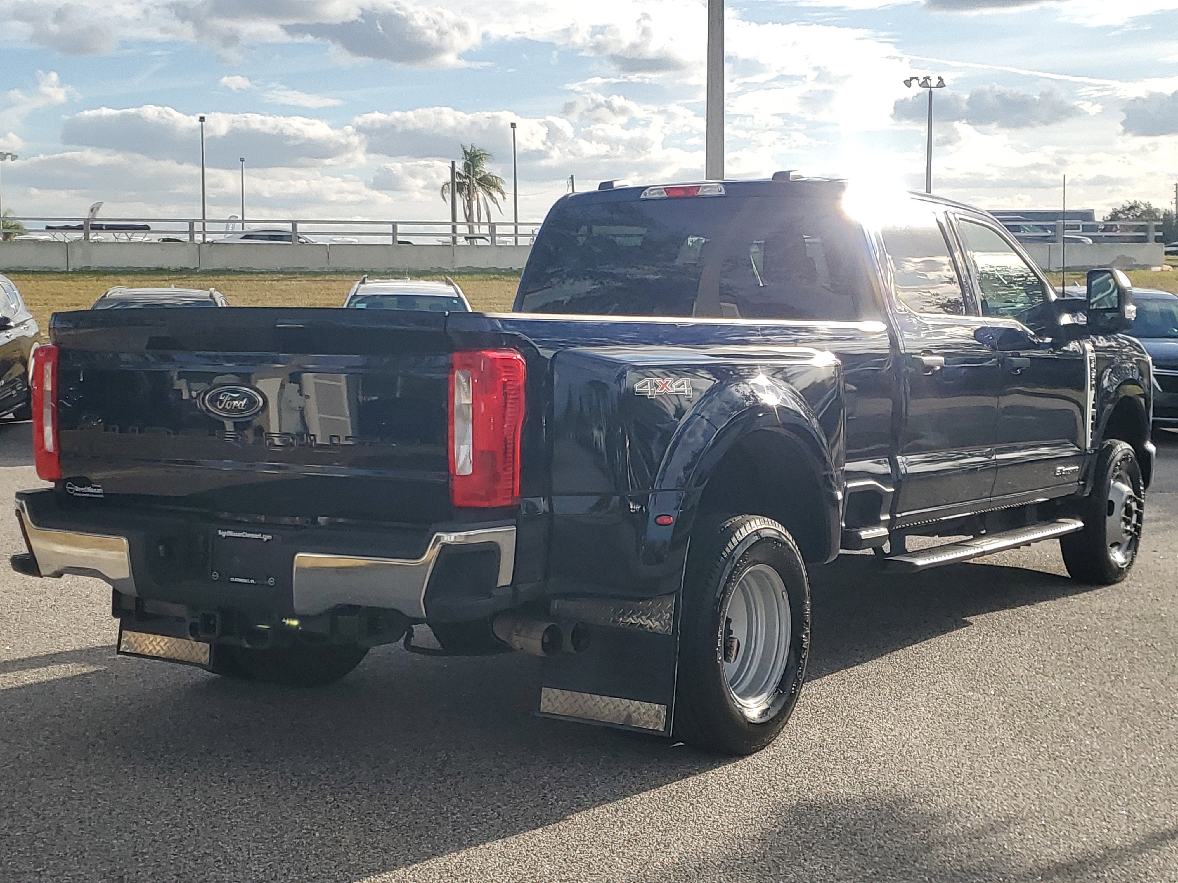 2025 Ford Super Duty F-350 DRW XLT