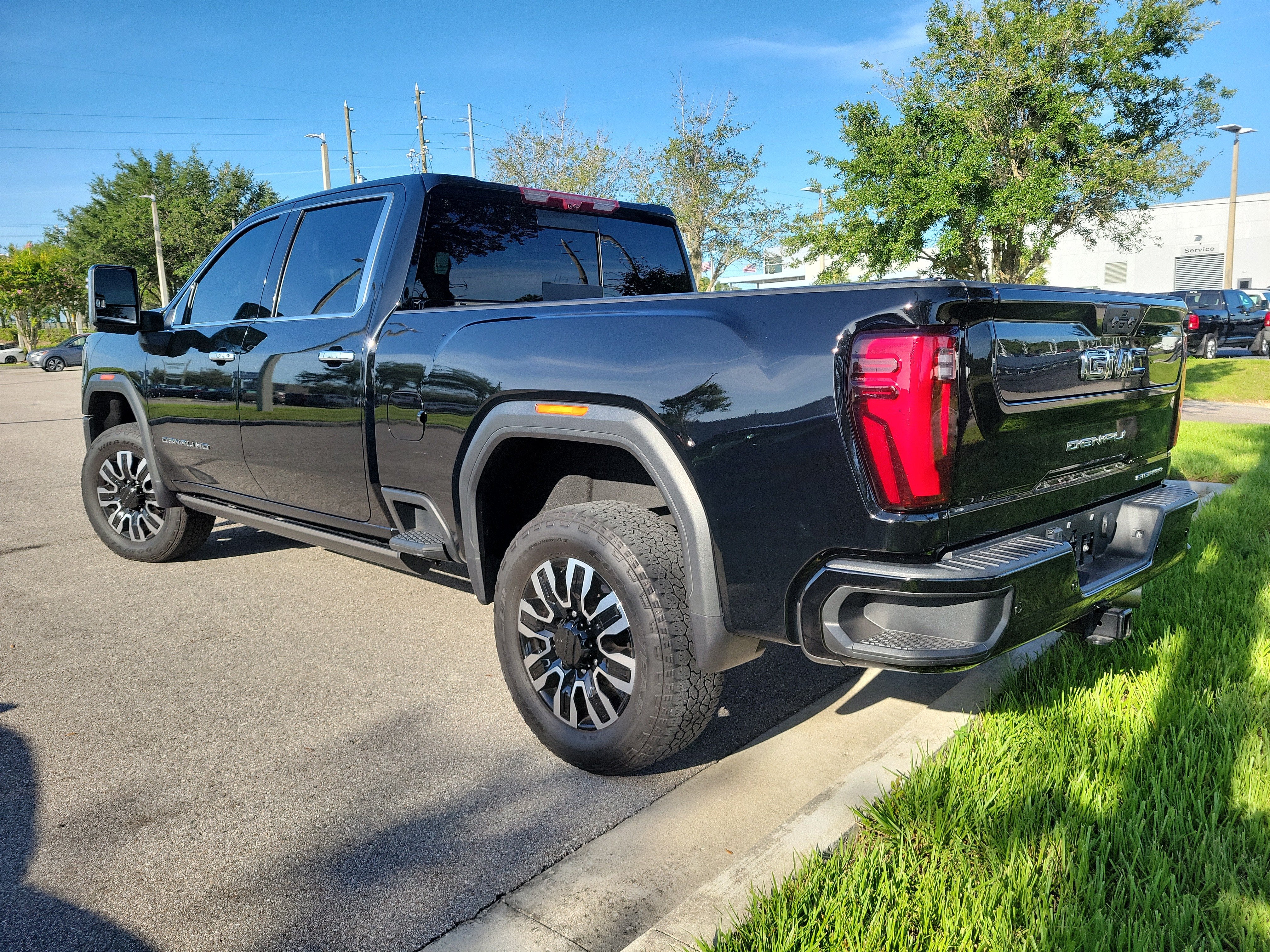 2024 GMC Sierra 2500HD Denali Ultimate