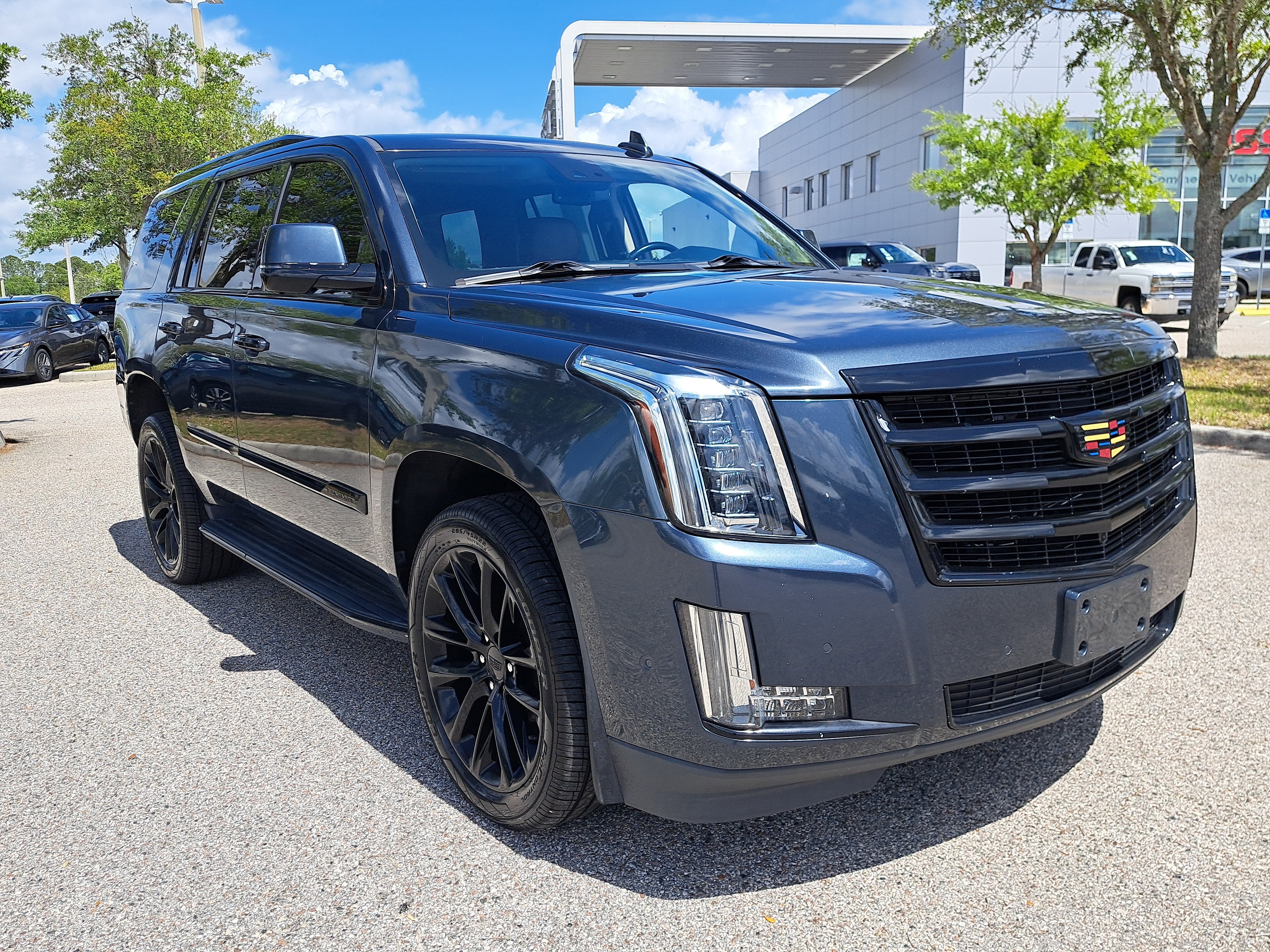 2020 Cadillac Escalade Luxury