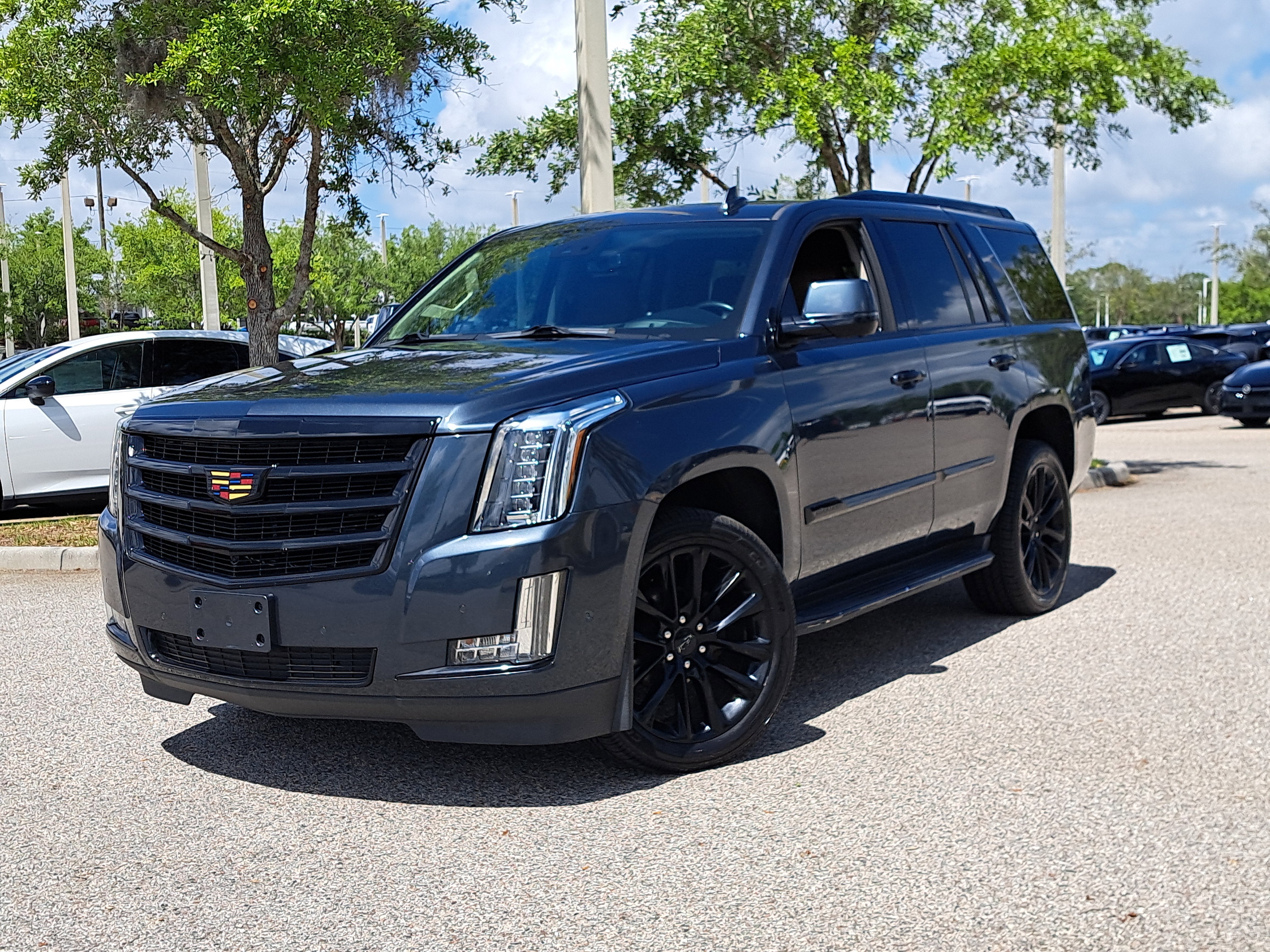 2020 Cadillac Escalade Luxury