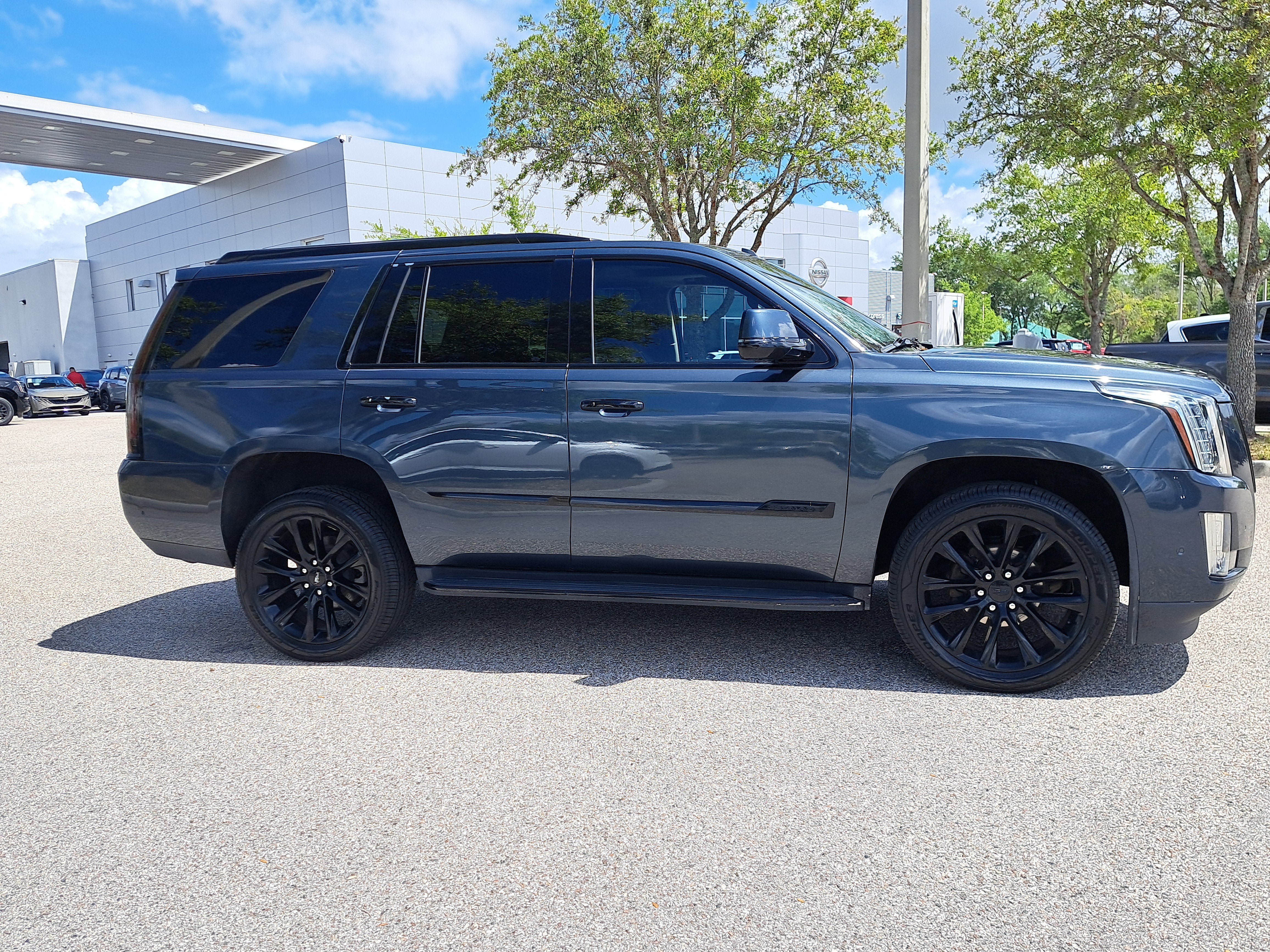2020 Cadillac Escalade Luxury
