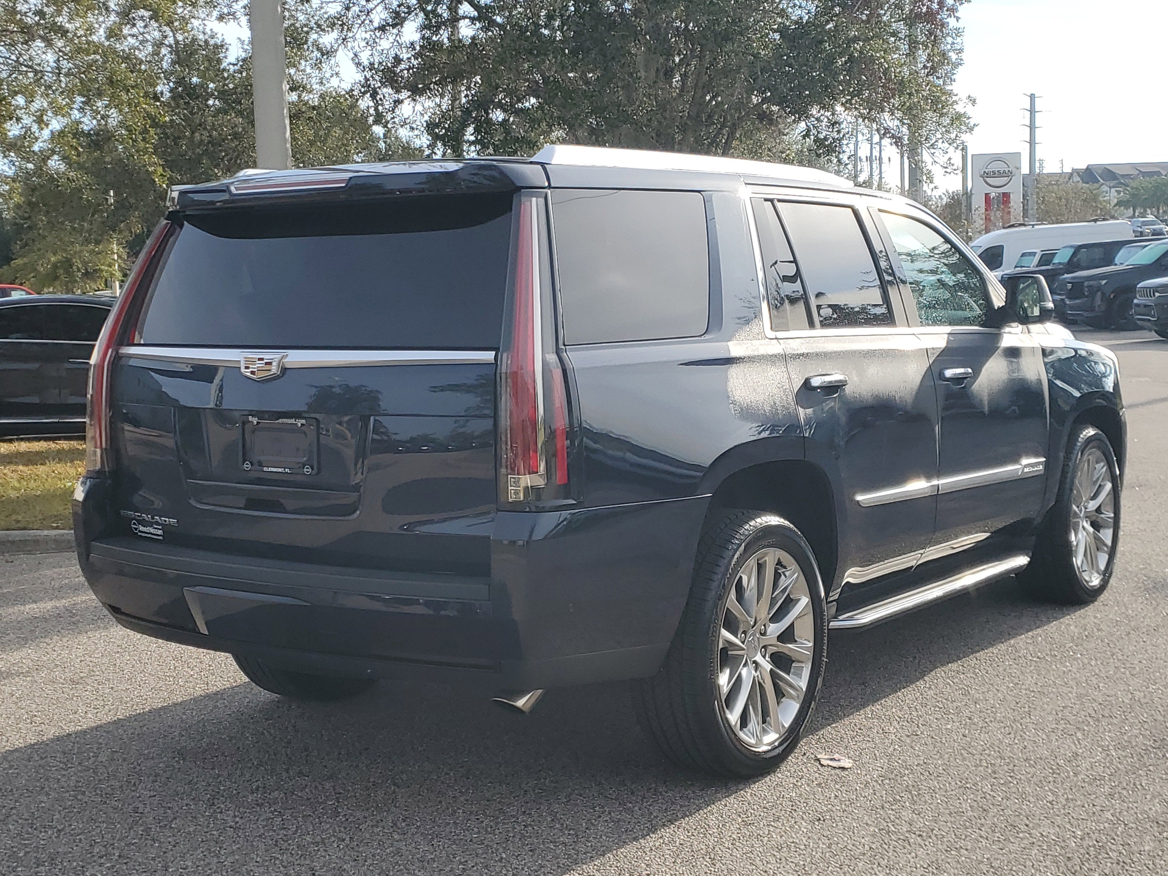 2019 Cadillac Escalade Luxury