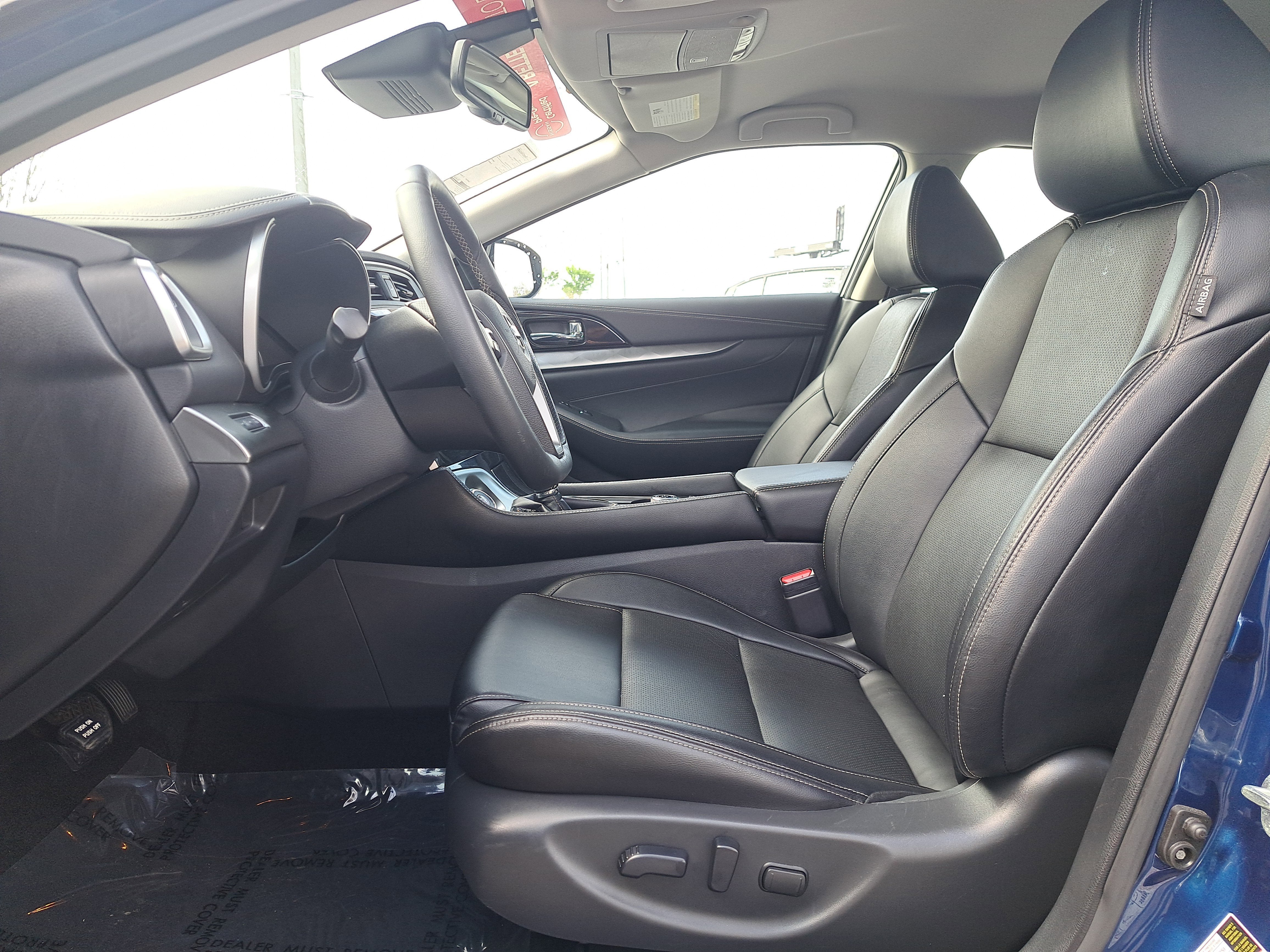 2022 Nissan Maxima SV