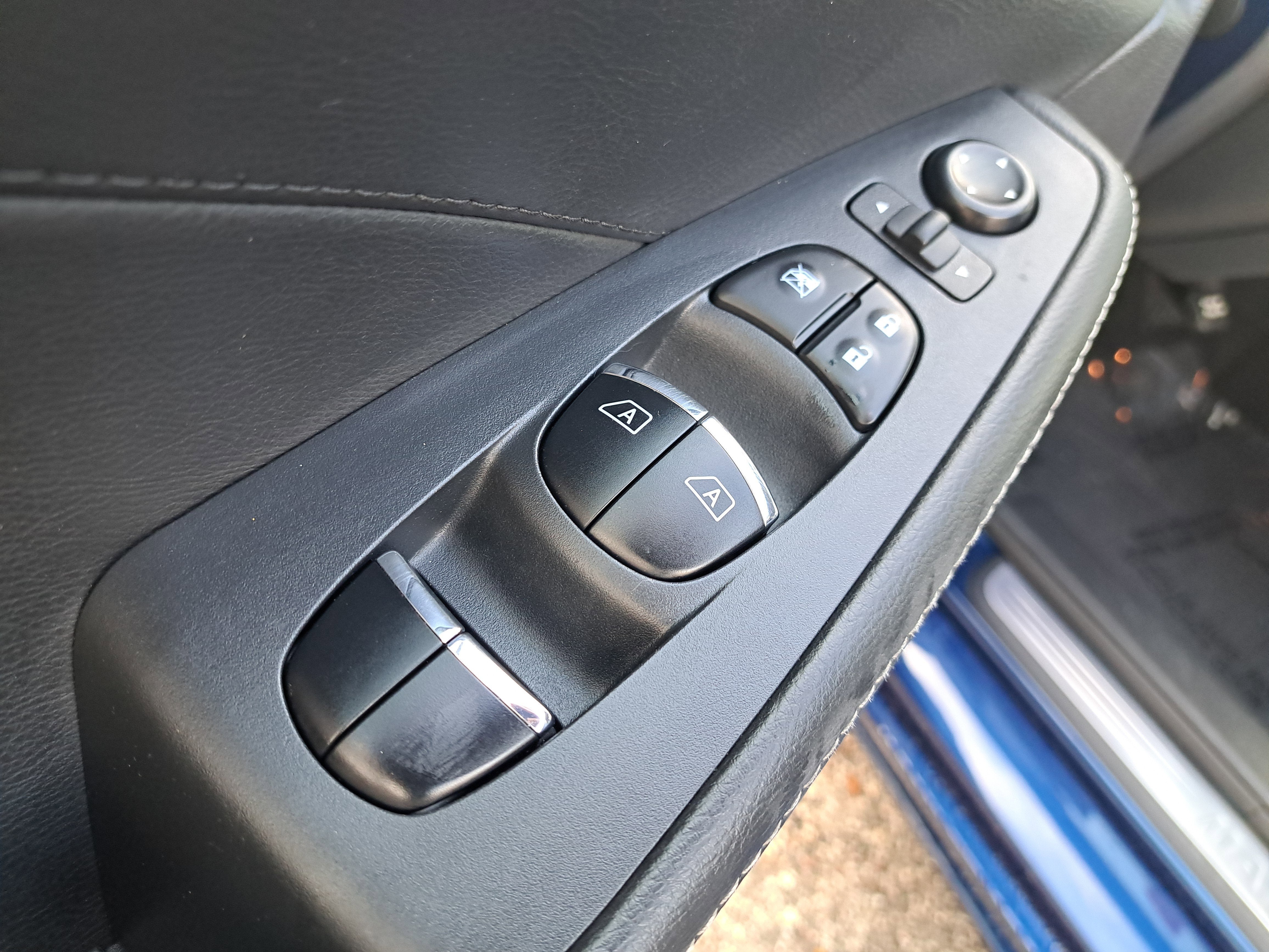 2022 Nissan Maxima SV