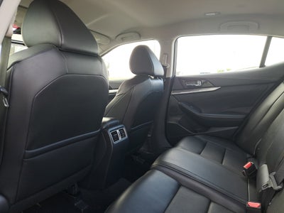 2022 Nissan Maxima SV