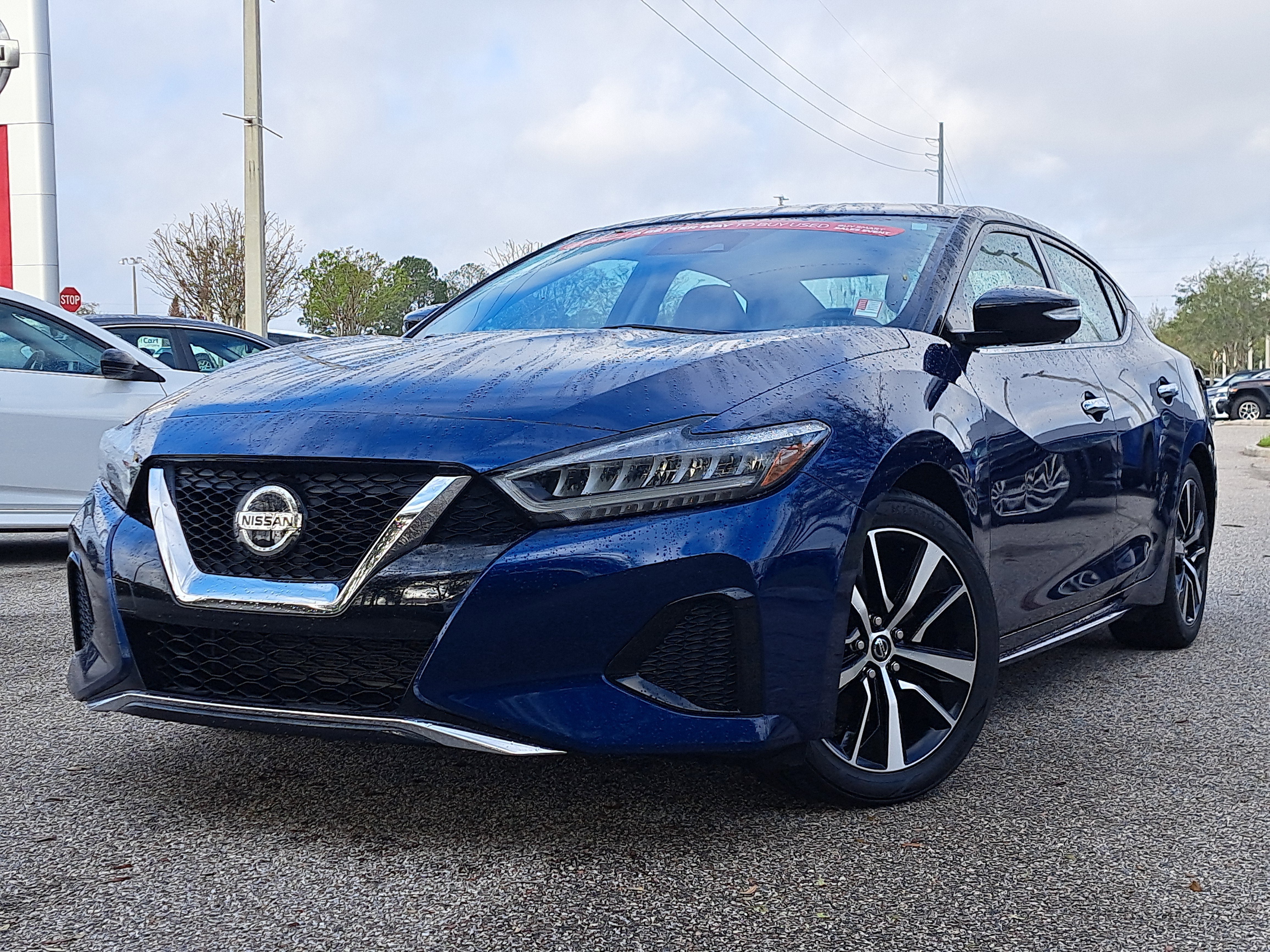 2022 Nissan Maxima SV