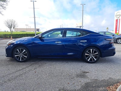 2022 Nissan Maxima SV