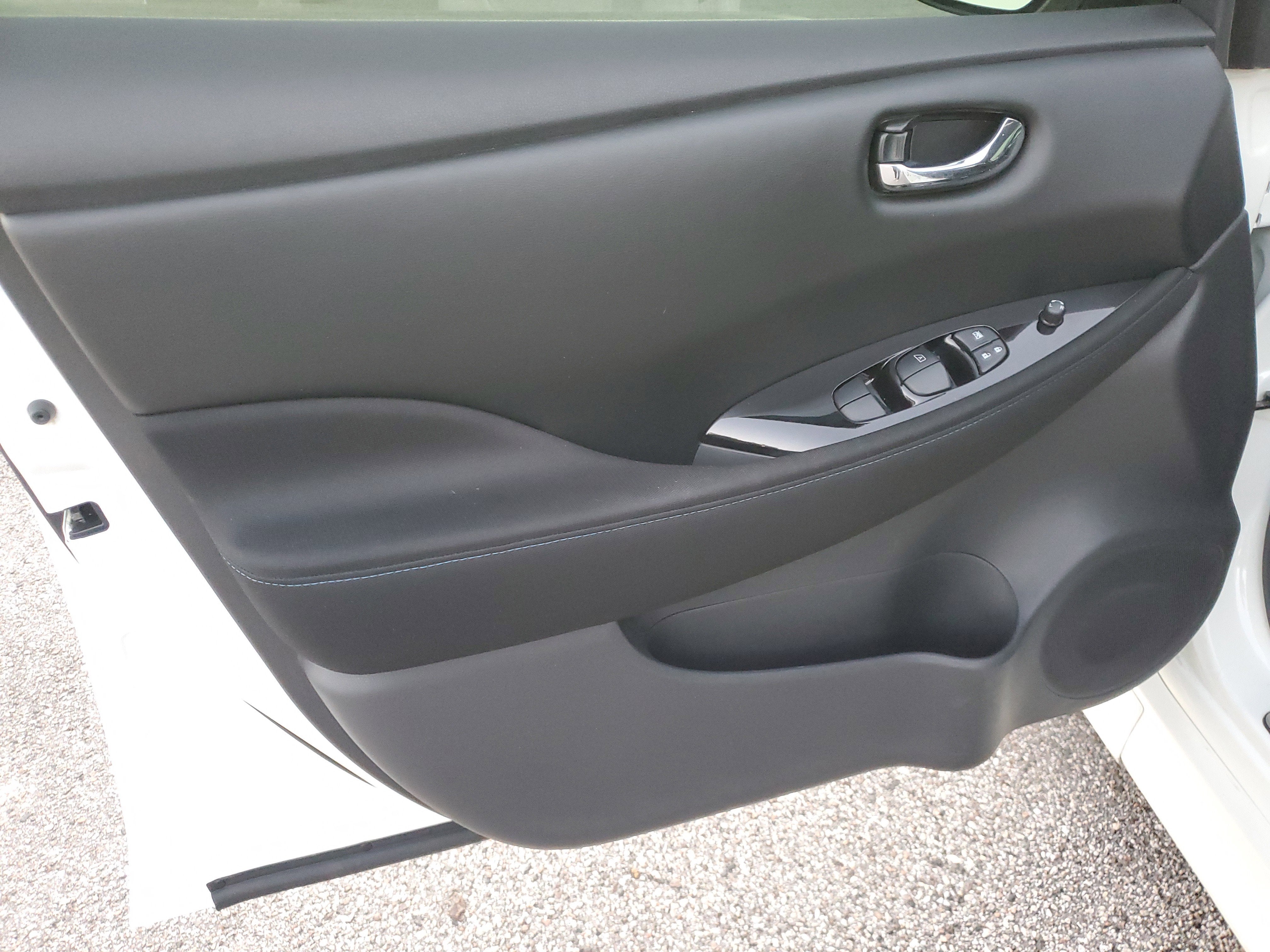 2024 Nissan LEAF SV PLUS