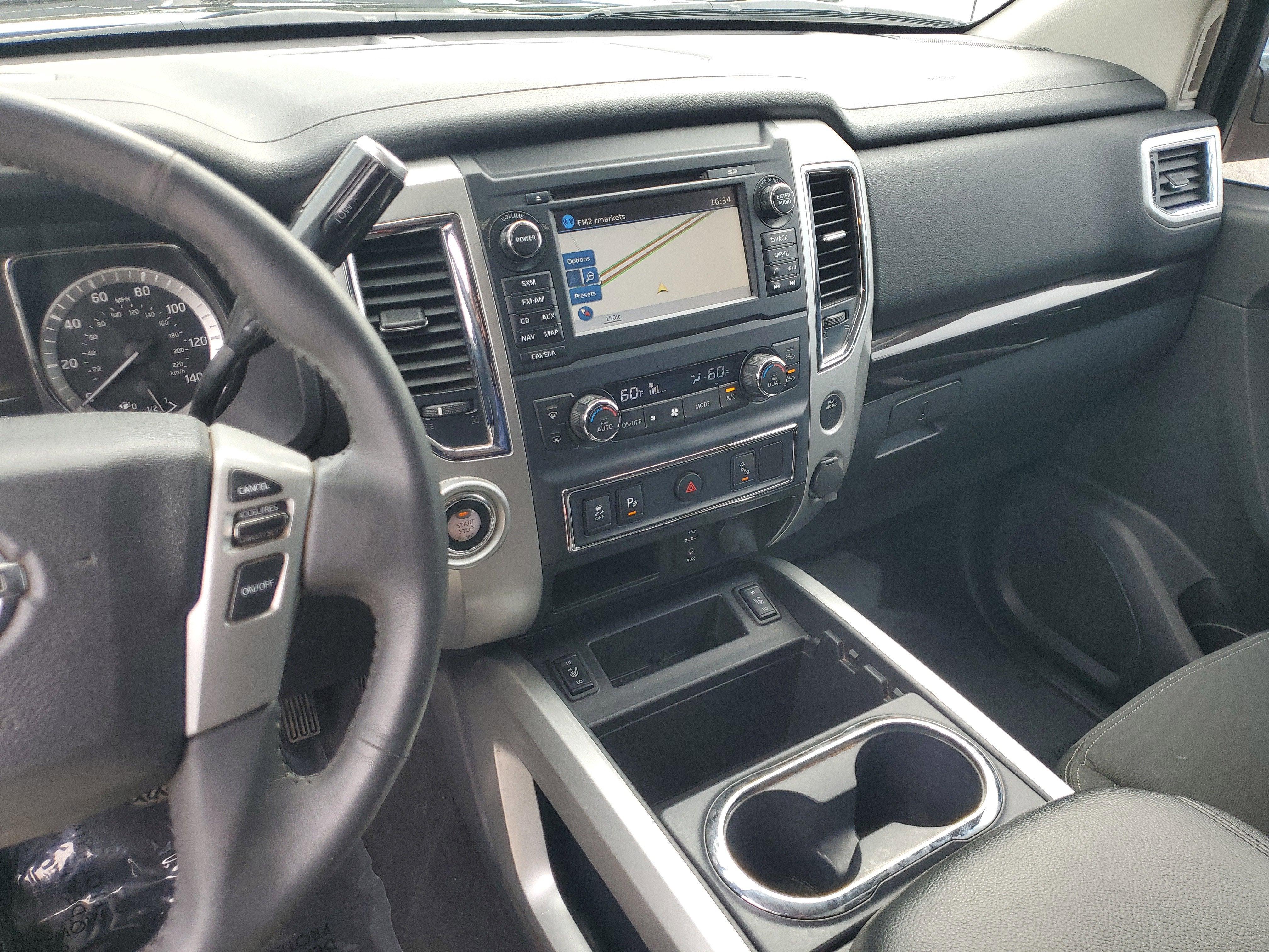 2017 Nissan Titan SV