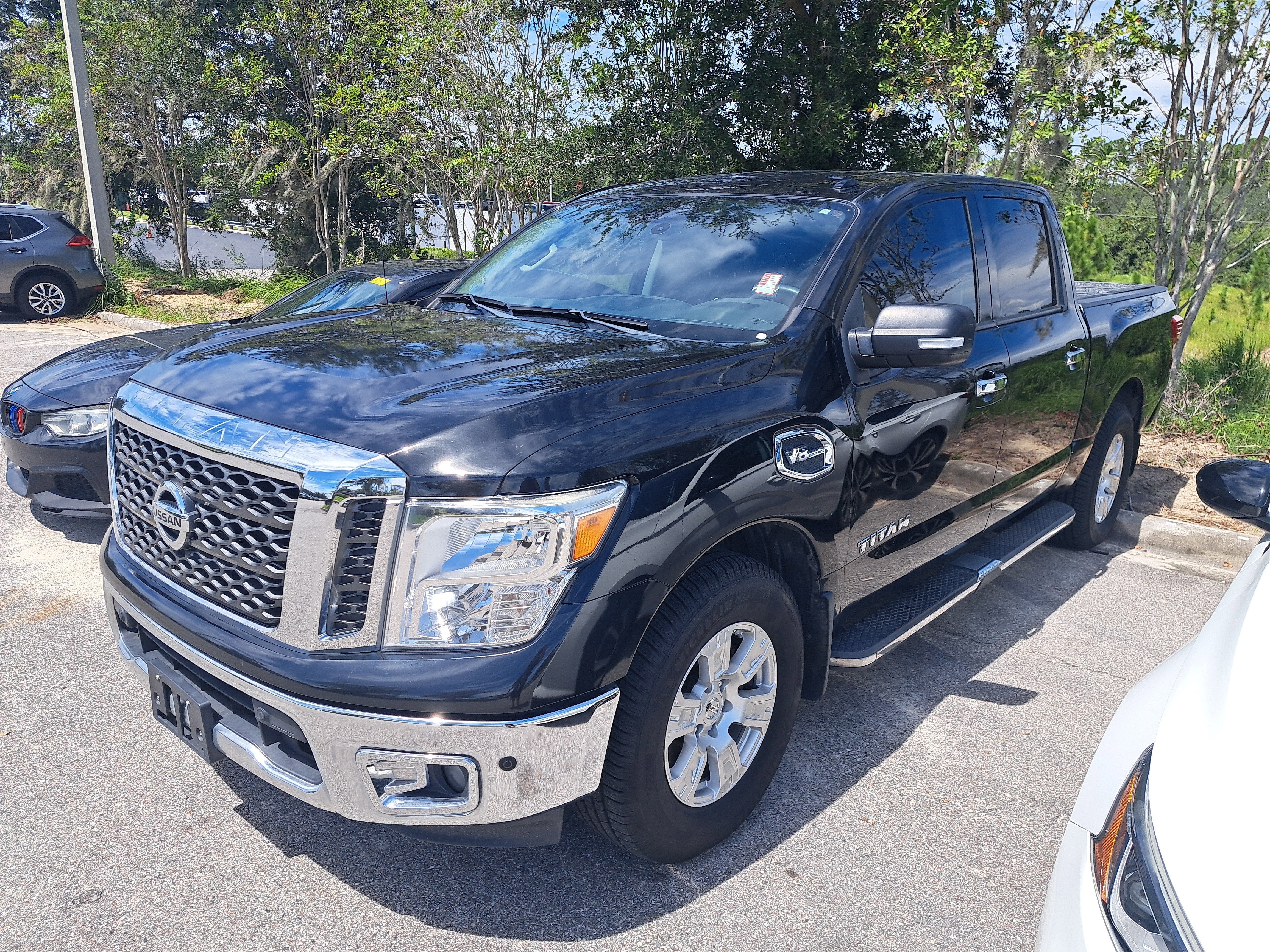 2017 Nissan Titan SV